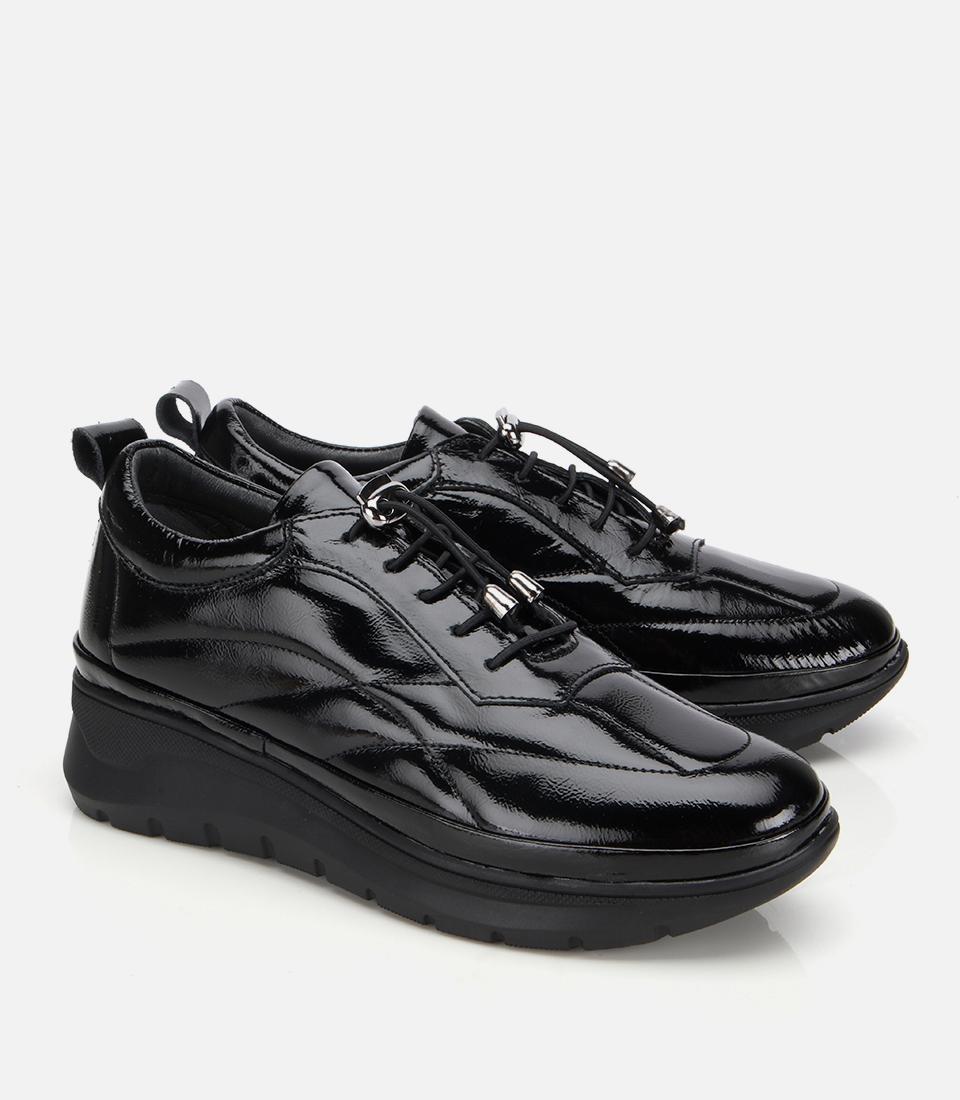 Kadın Rugan Deri Siyah Dolgu Topuklu Spor Ayakkabı