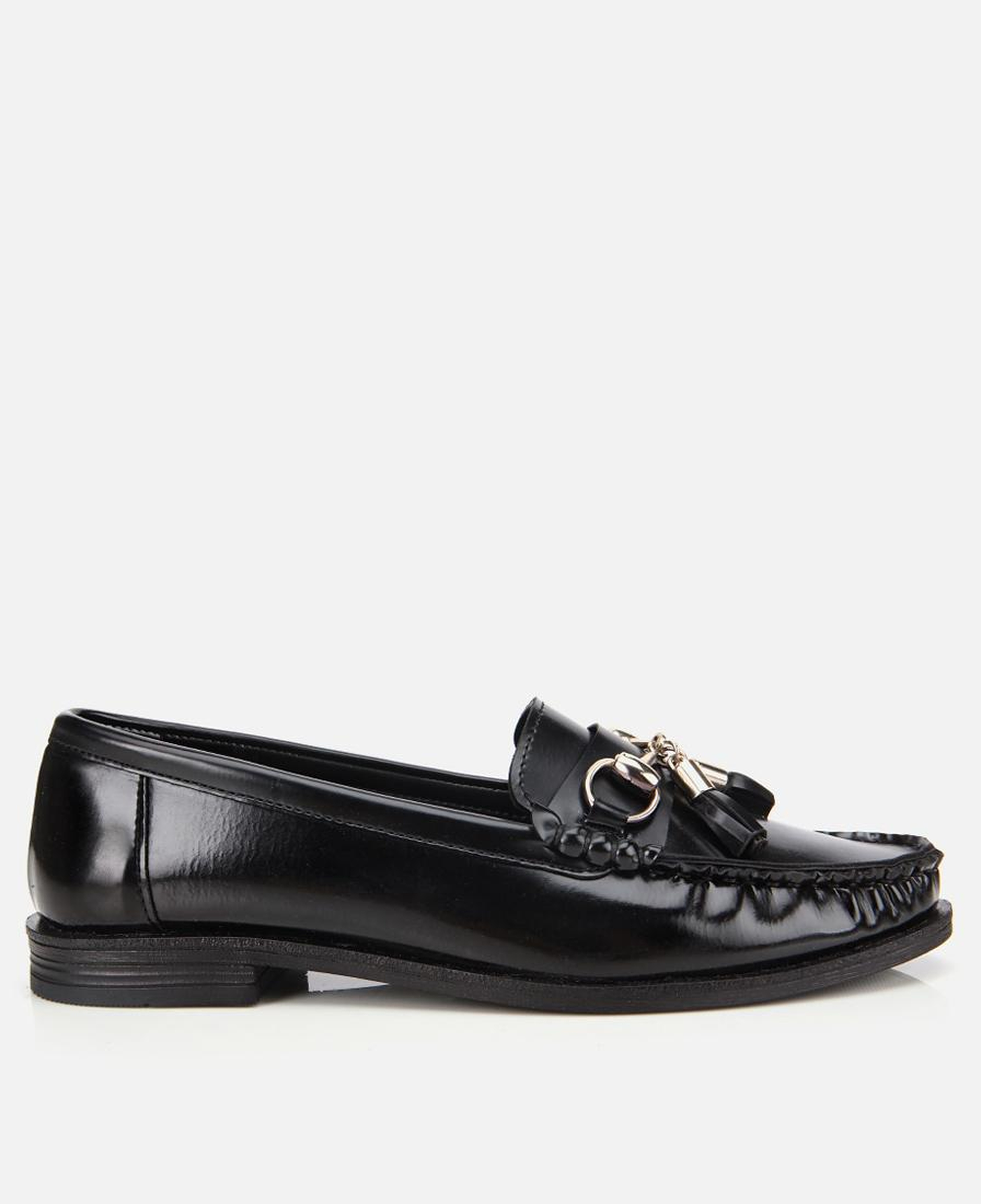 Kadın Rugan Siyah Püsküllü Klasik Loafer