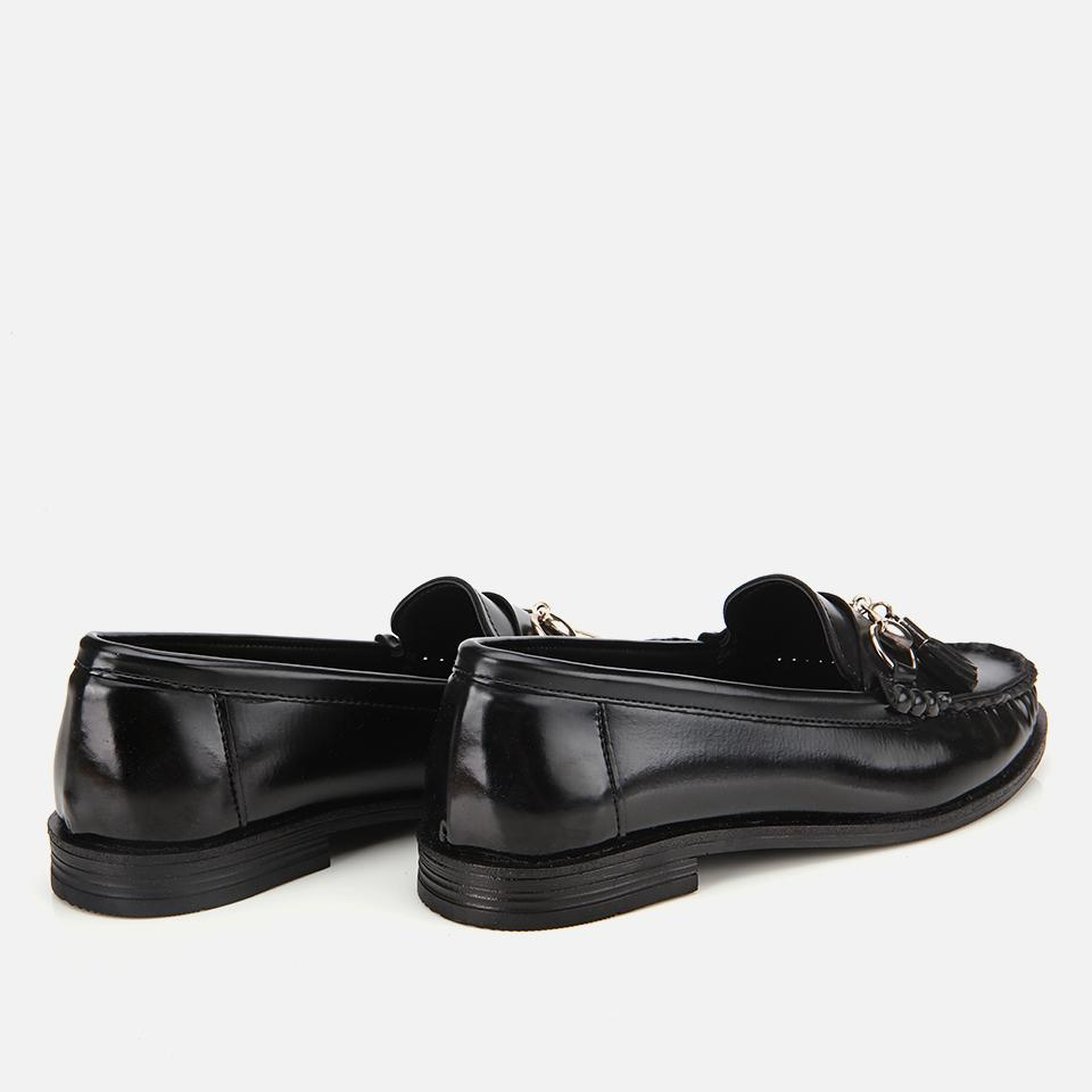 Kadın Rugan Siyah Püsküllü Klasik Loafer