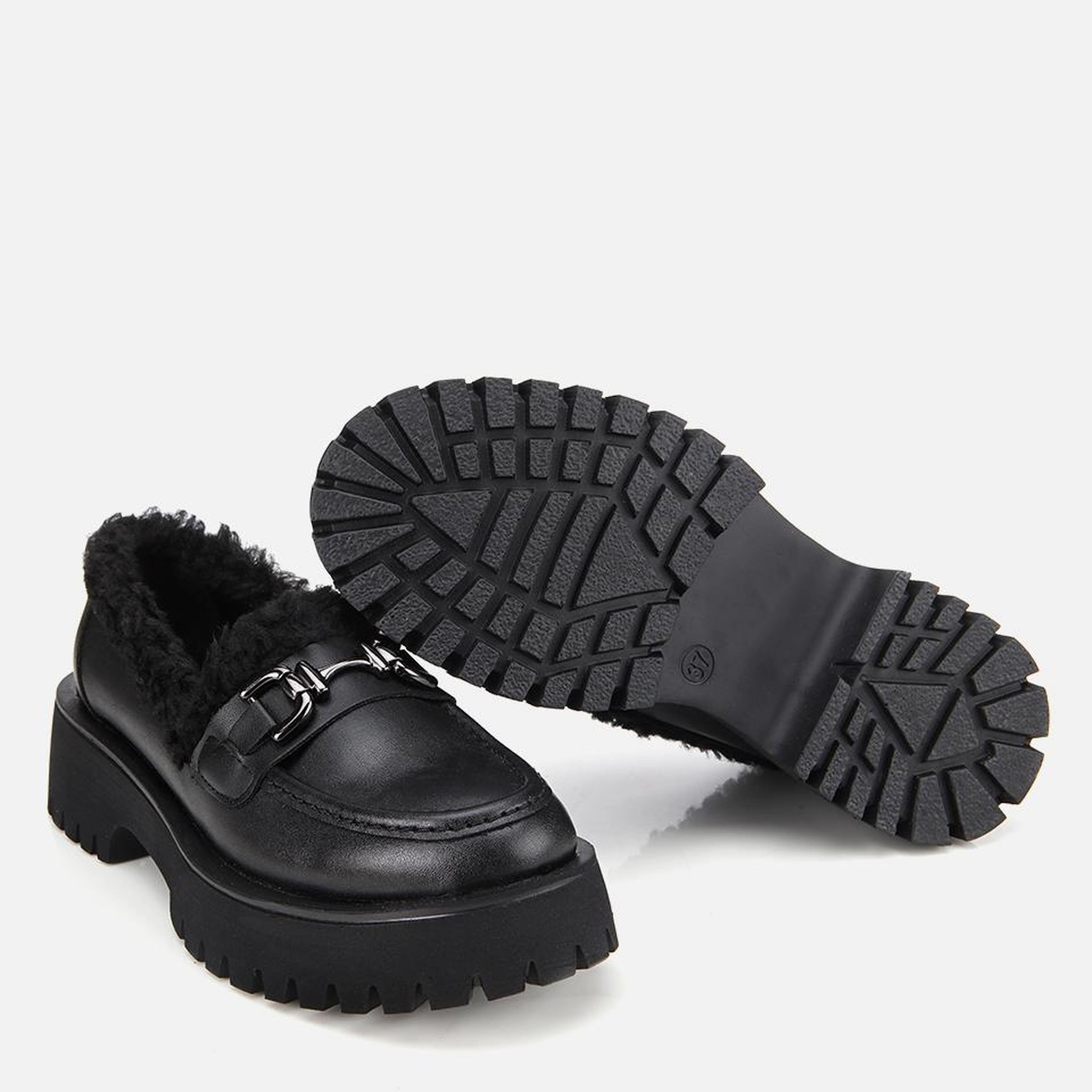 Kadın Siyah Kürklü Tokalı Kalın Tabanlı Günlük Loafer