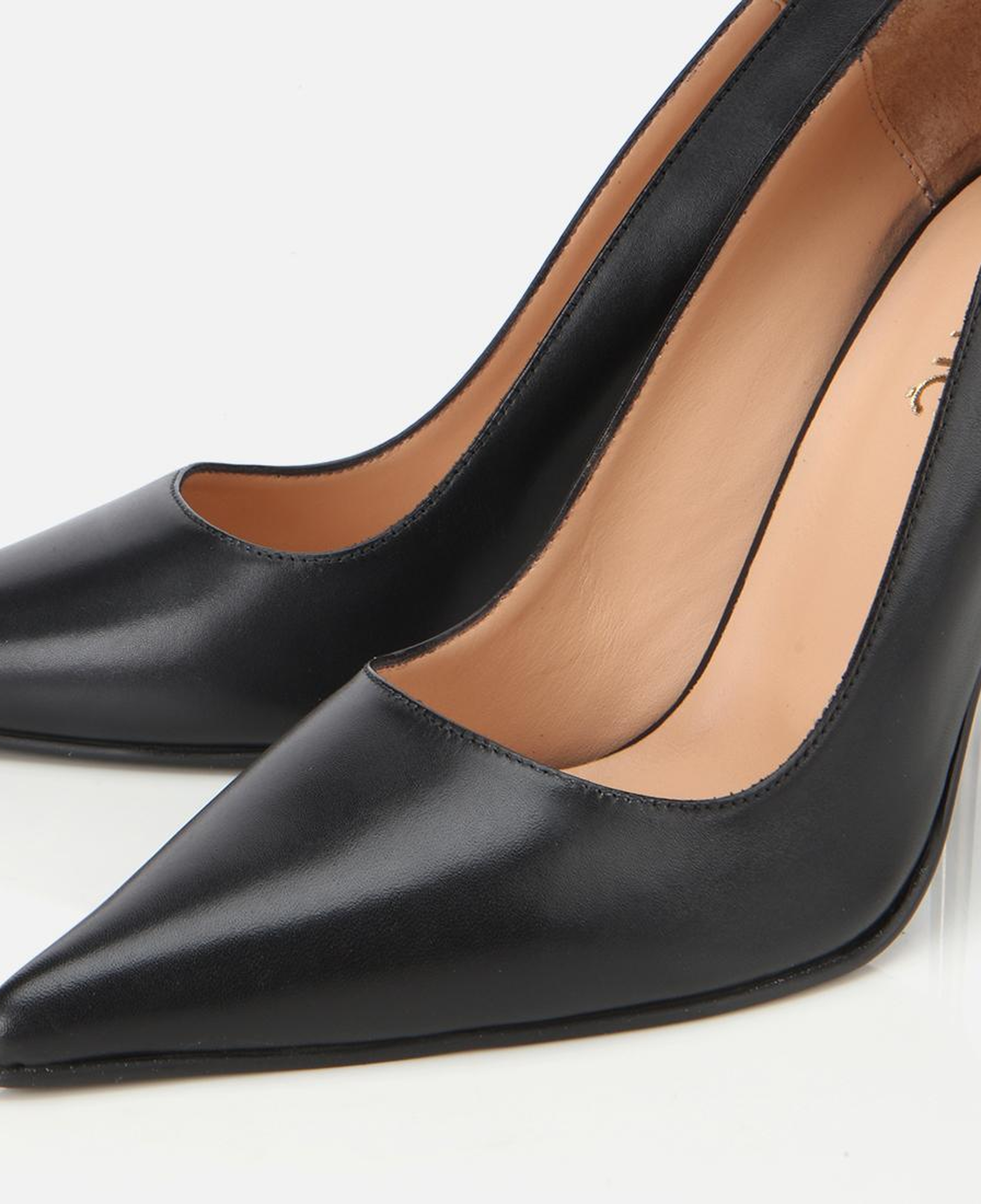 Kadın Deri Siyah Metal Detaylı Yüksek Topuklu Stiletto