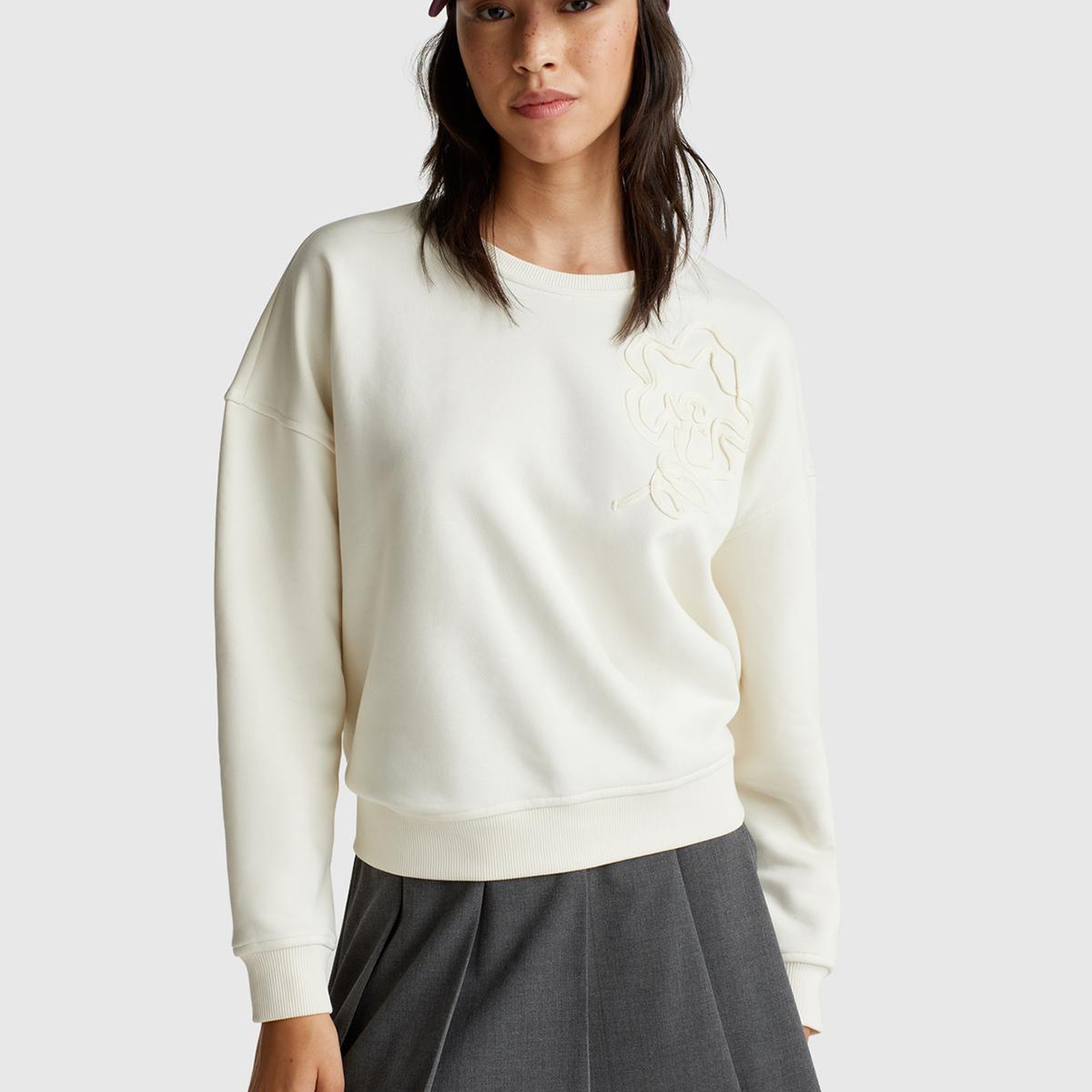 Kadın Krem Koton Karışımlı  Çiçek Motifli Sweatshirt