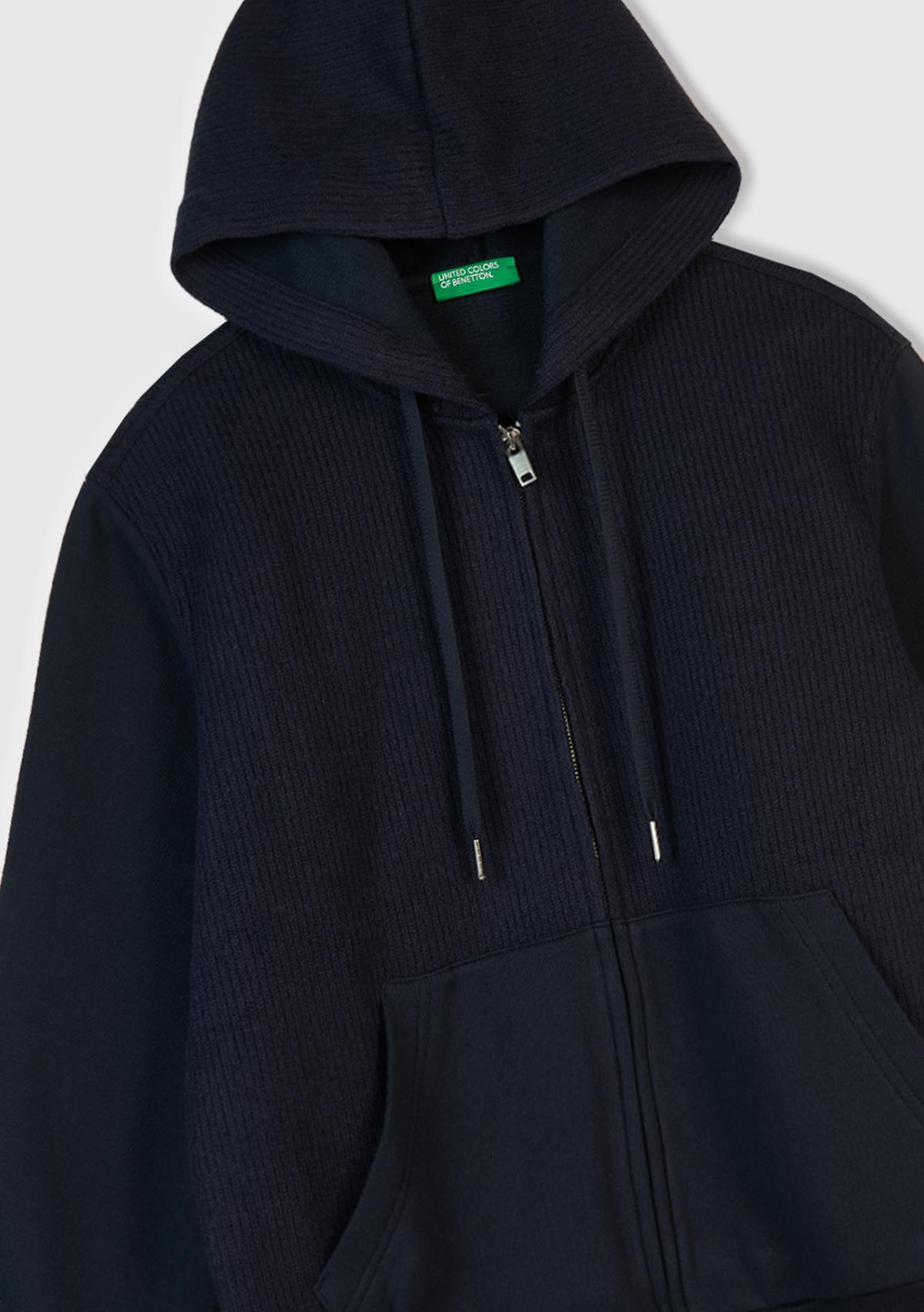 Erkek Lacivert Pamuk ve Yün Karışımlı Cepli Fermuarlı Kapüşonlu Sweatshirt