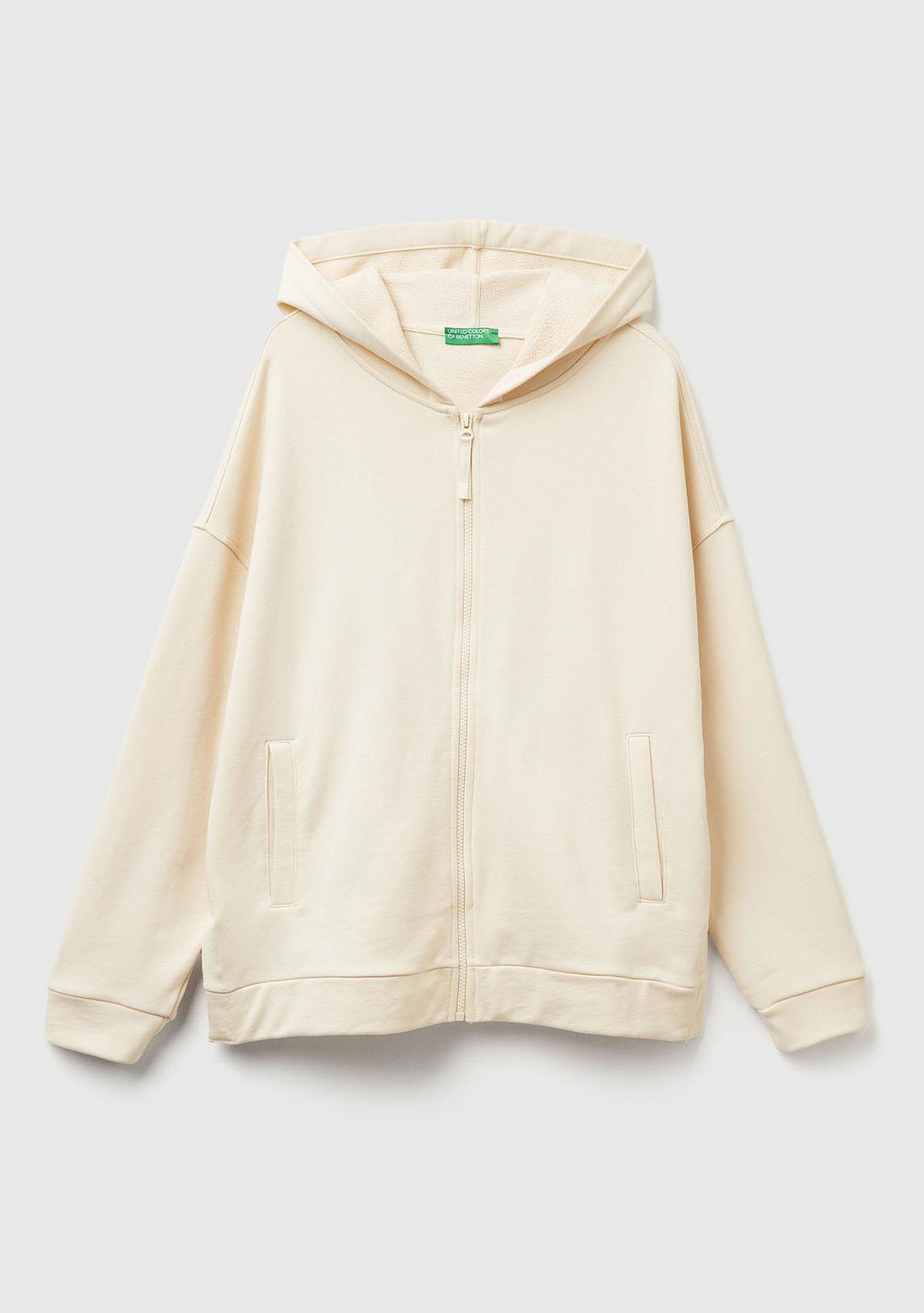 Kadın Krem Logo Baskı Detaylı Kapüşonlu Relax Fit Sweatshirt