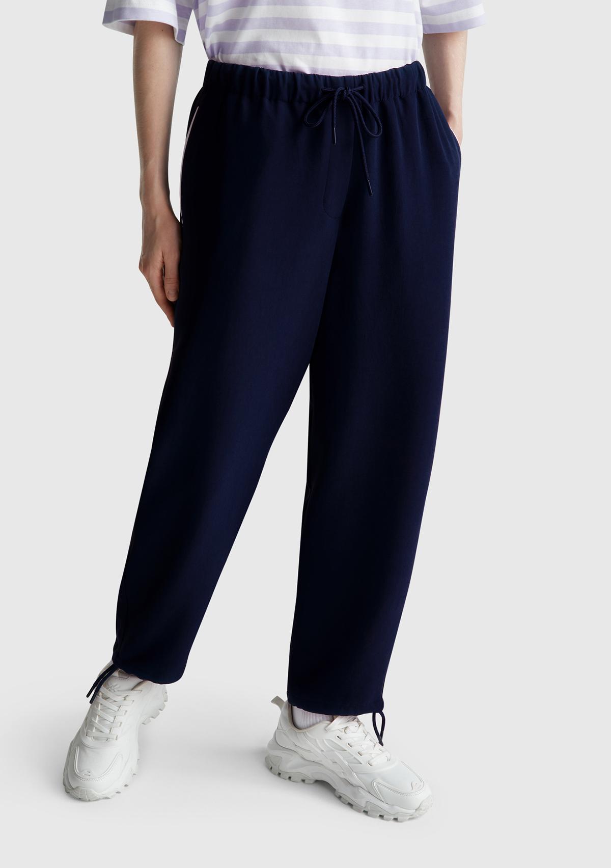 Kadın Lacivert Beli Bağcıklı Cepli Pantolon