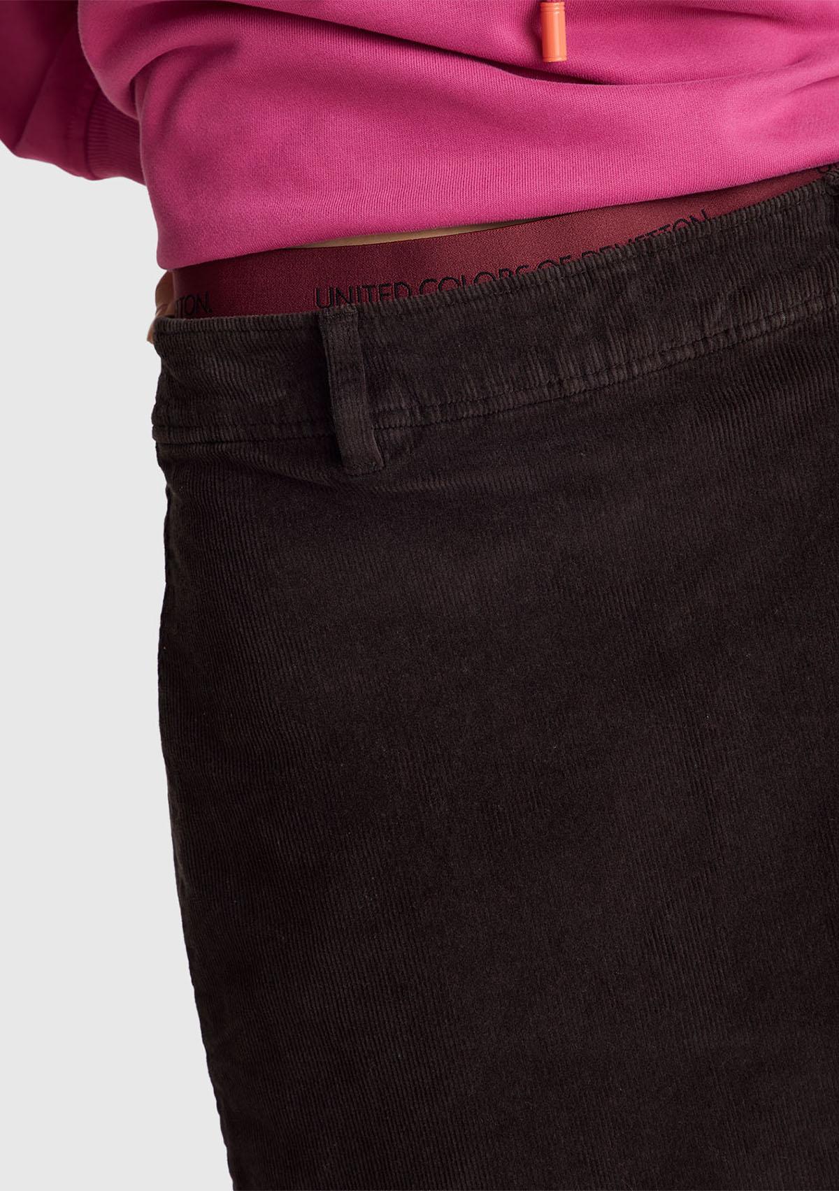 Kadın Siyah Pamuk Karışımlı Yandan Fermuarlı Kadife Mini Etek