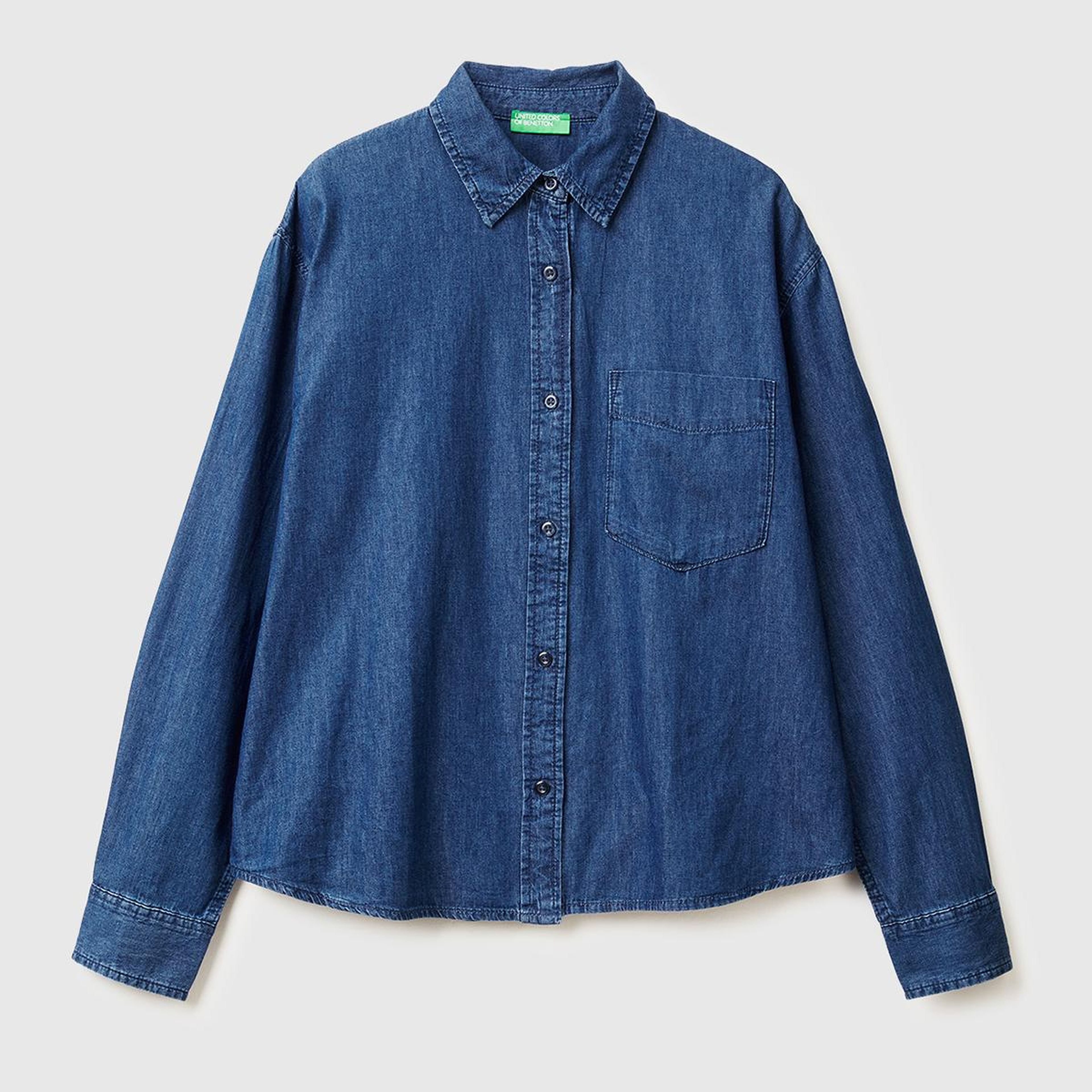 Kadın Mavi %100 Pamuk Önü Cep Detaylı Düğmeli Denim Gömlek