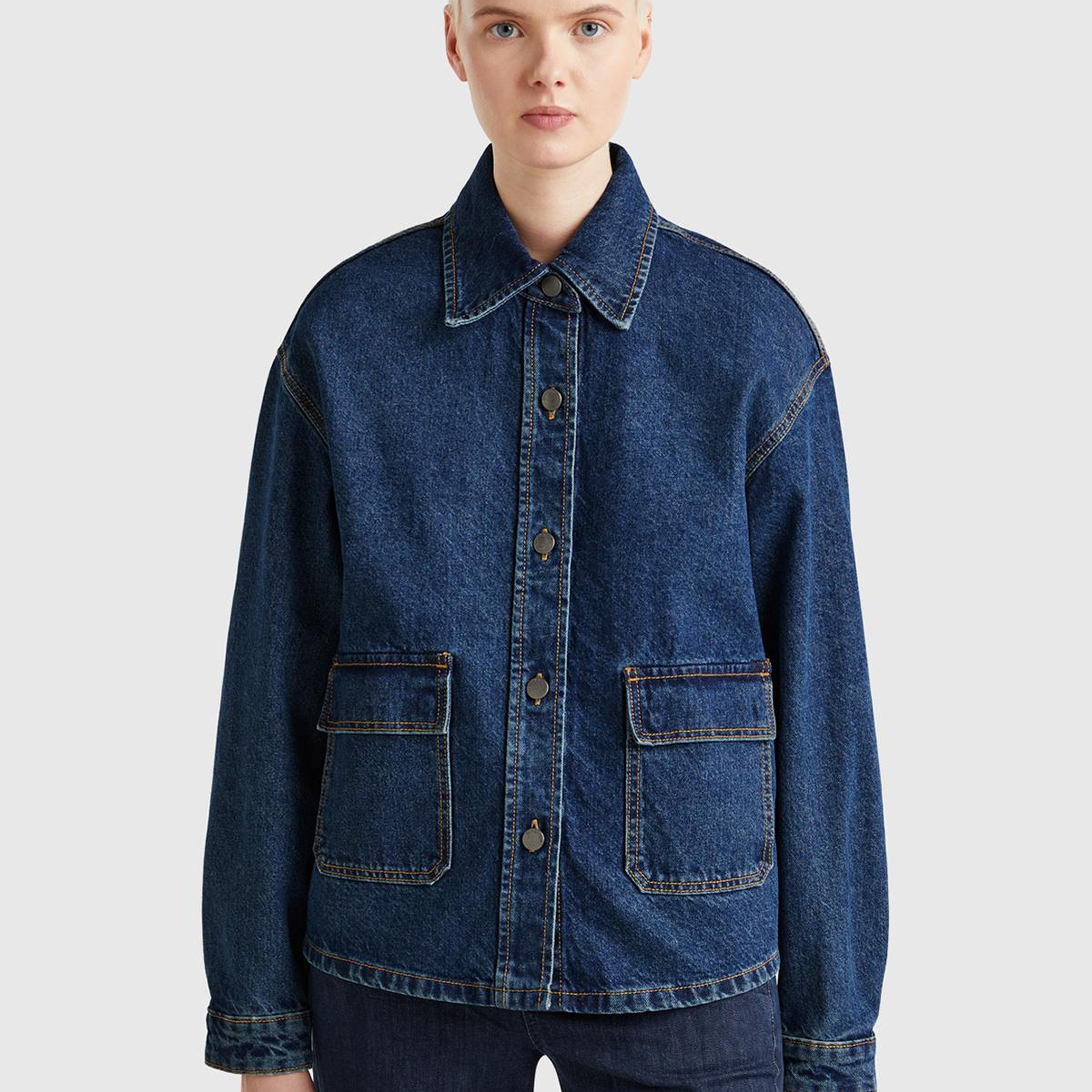 Kadın Koyu Mavi %100 Pamuk Cepli Düğmeli Oversize Denim Ceket