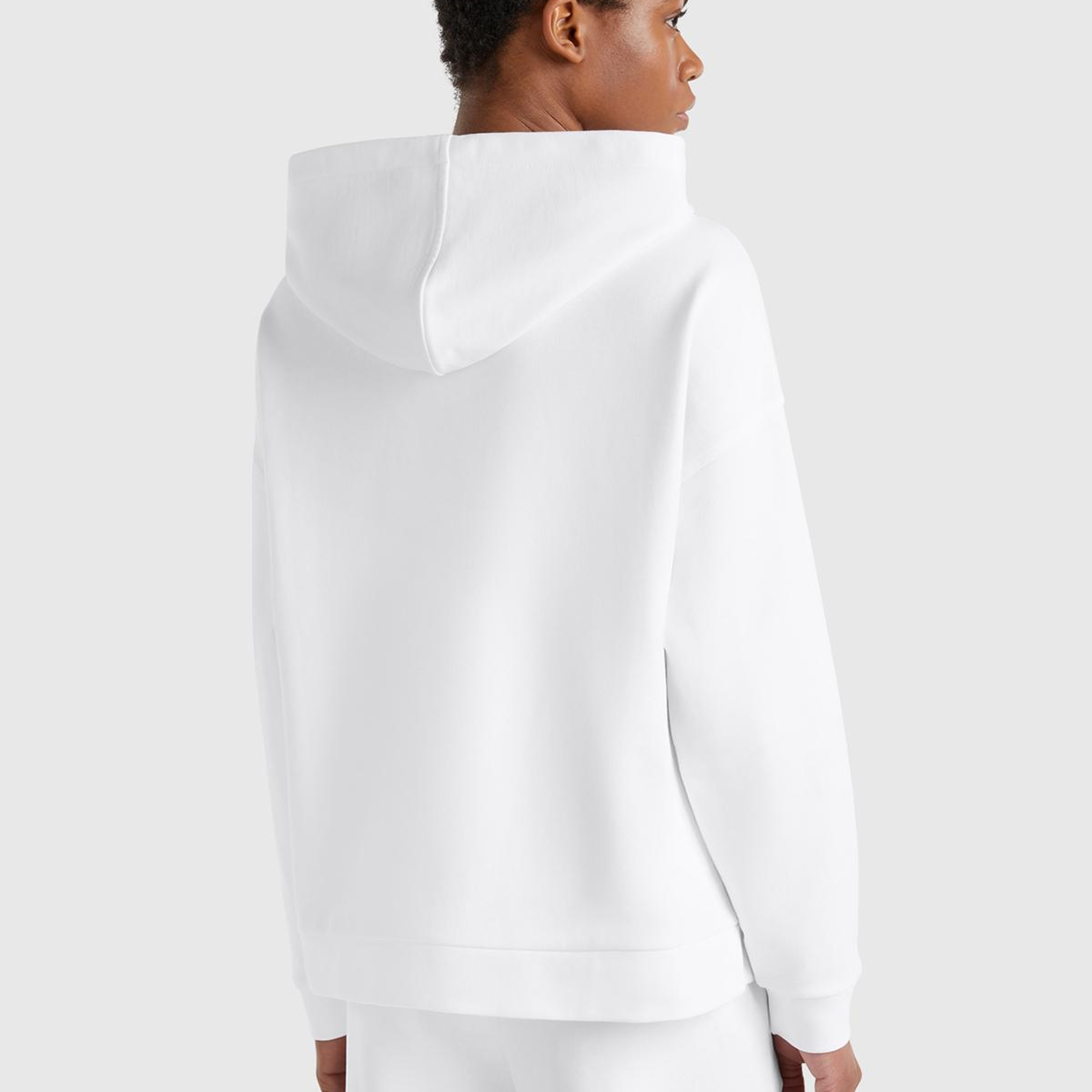 Kadın Beyaz Logo Baskı Detaylı Kapüşonlu Relax Fit Sweatshirt
