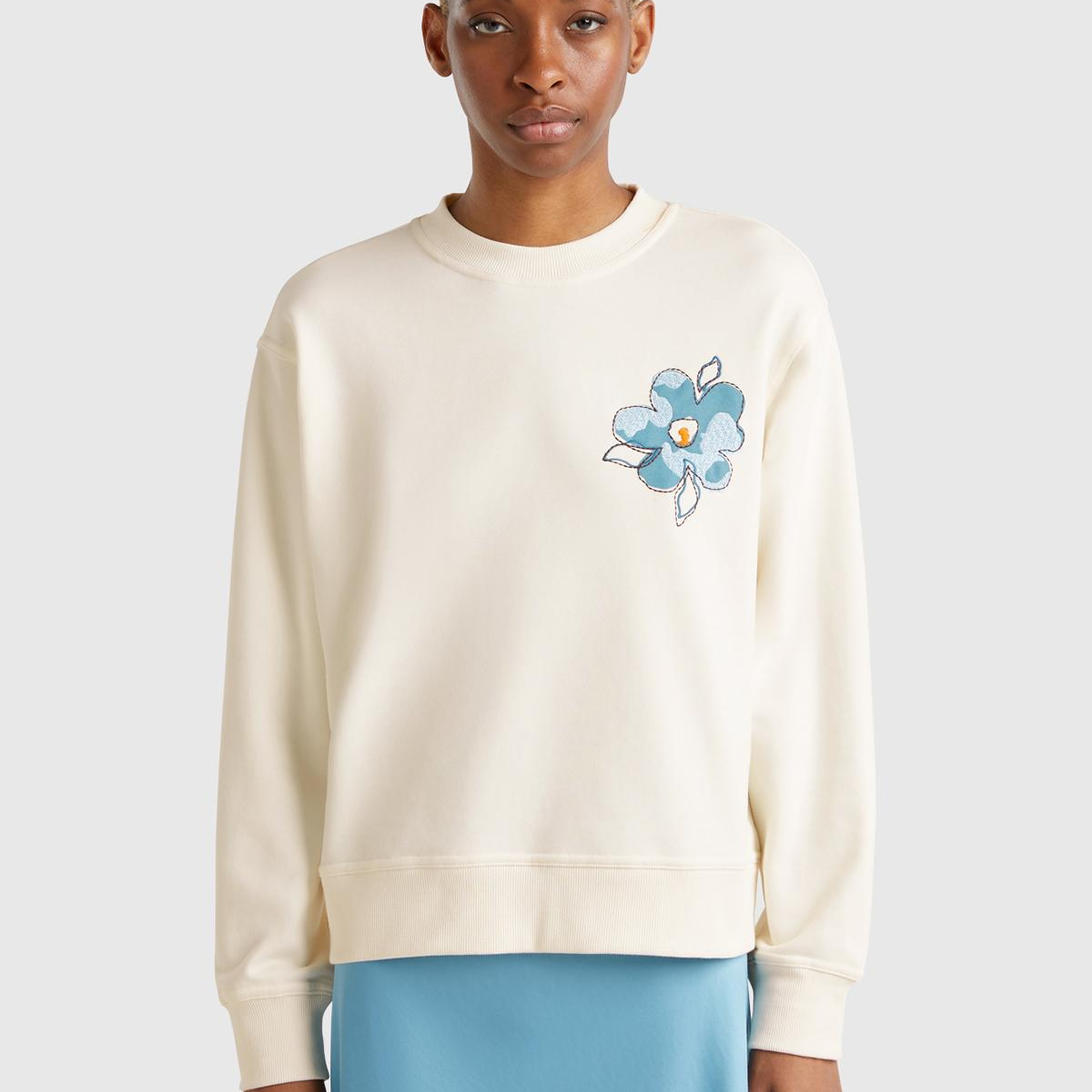 Kadın Krem Koton Karışımlı Çiçek Desenli Sweatsihrt