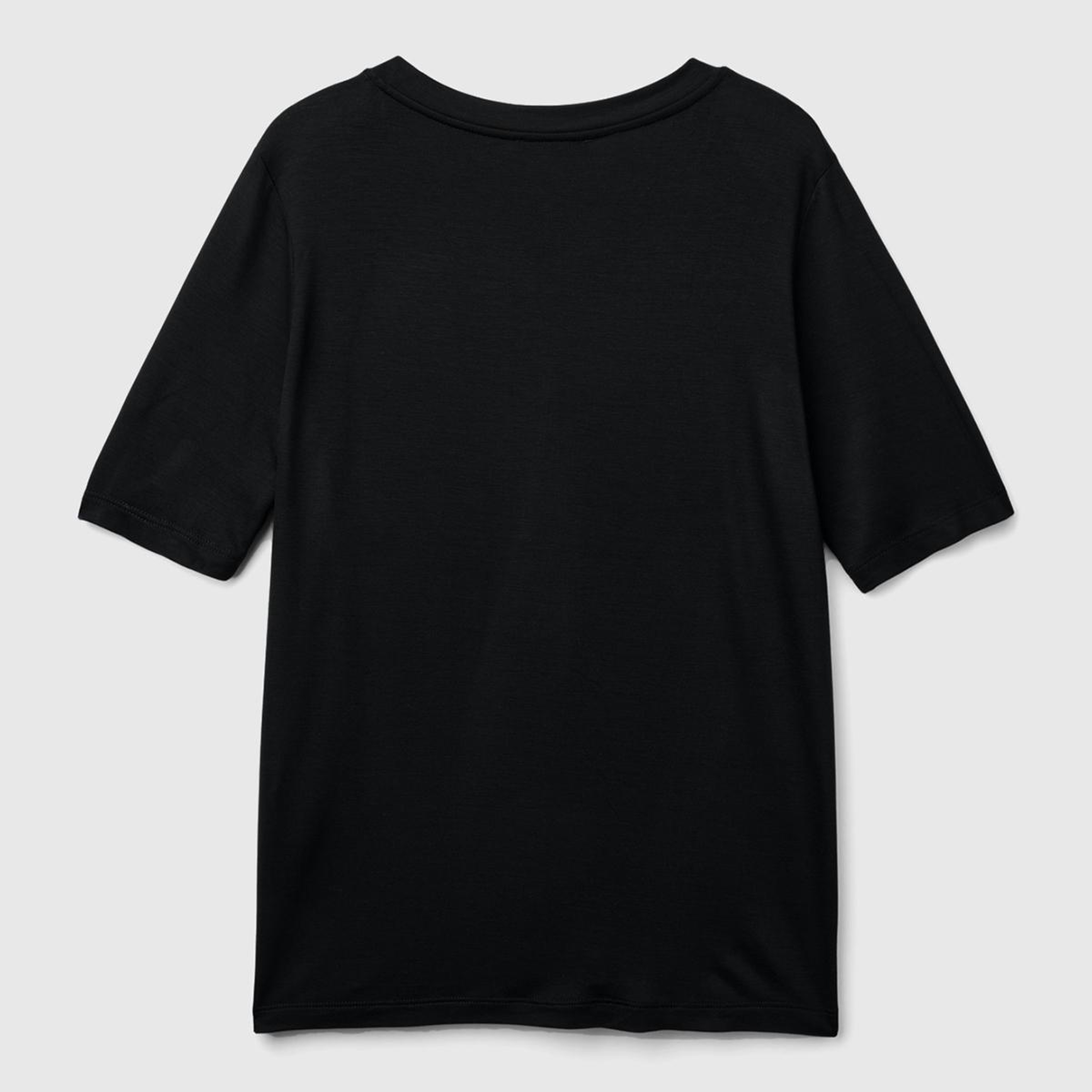 Kadın Siyah Viskoz Karışımlı V Yaka T-Shirt