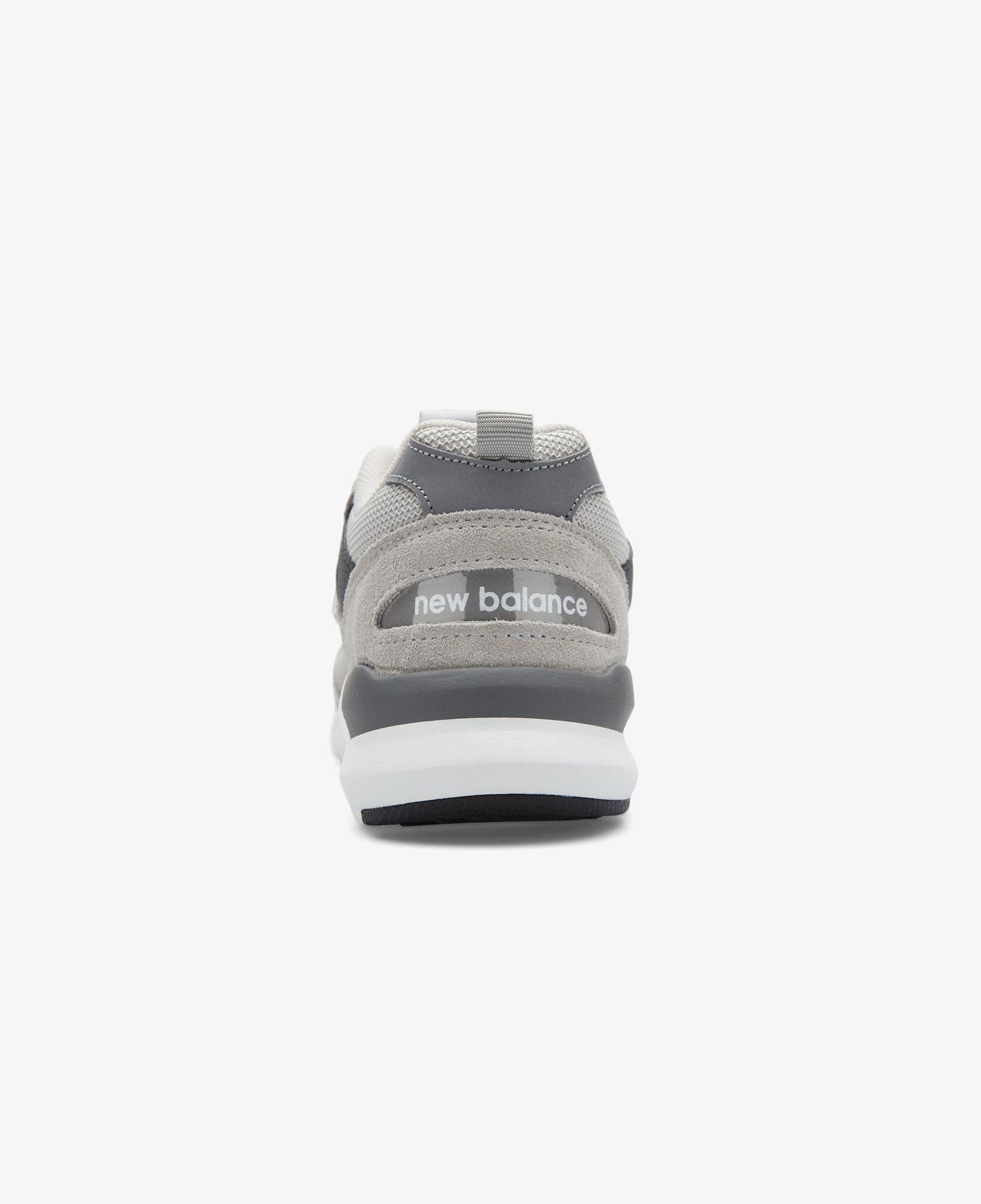 New Balance 109 Erkek Gri Spor Ayakkabı