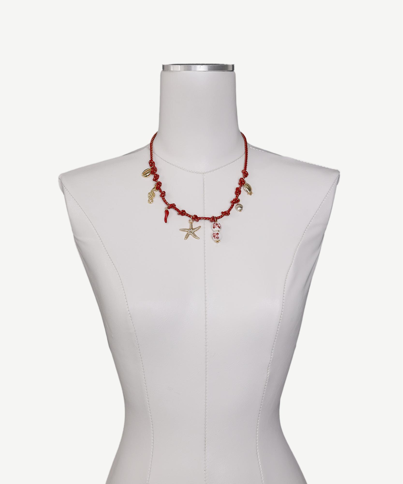 YARGICI Charm Detaylı Kolye