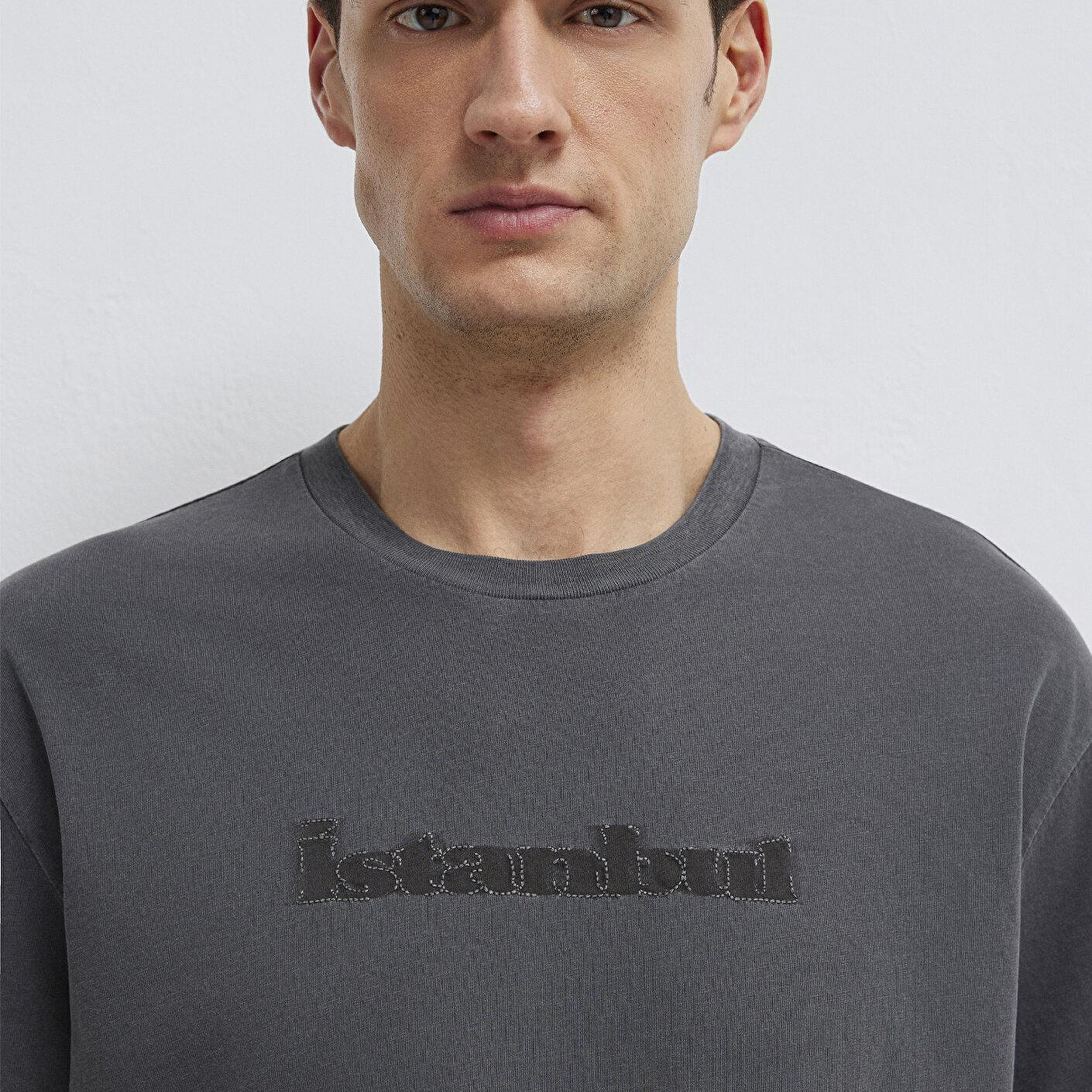 Mavi İstanbul Baskılı Antrasit Tişört Loose Fit / Bol Rahat Kesim 0613594-80106