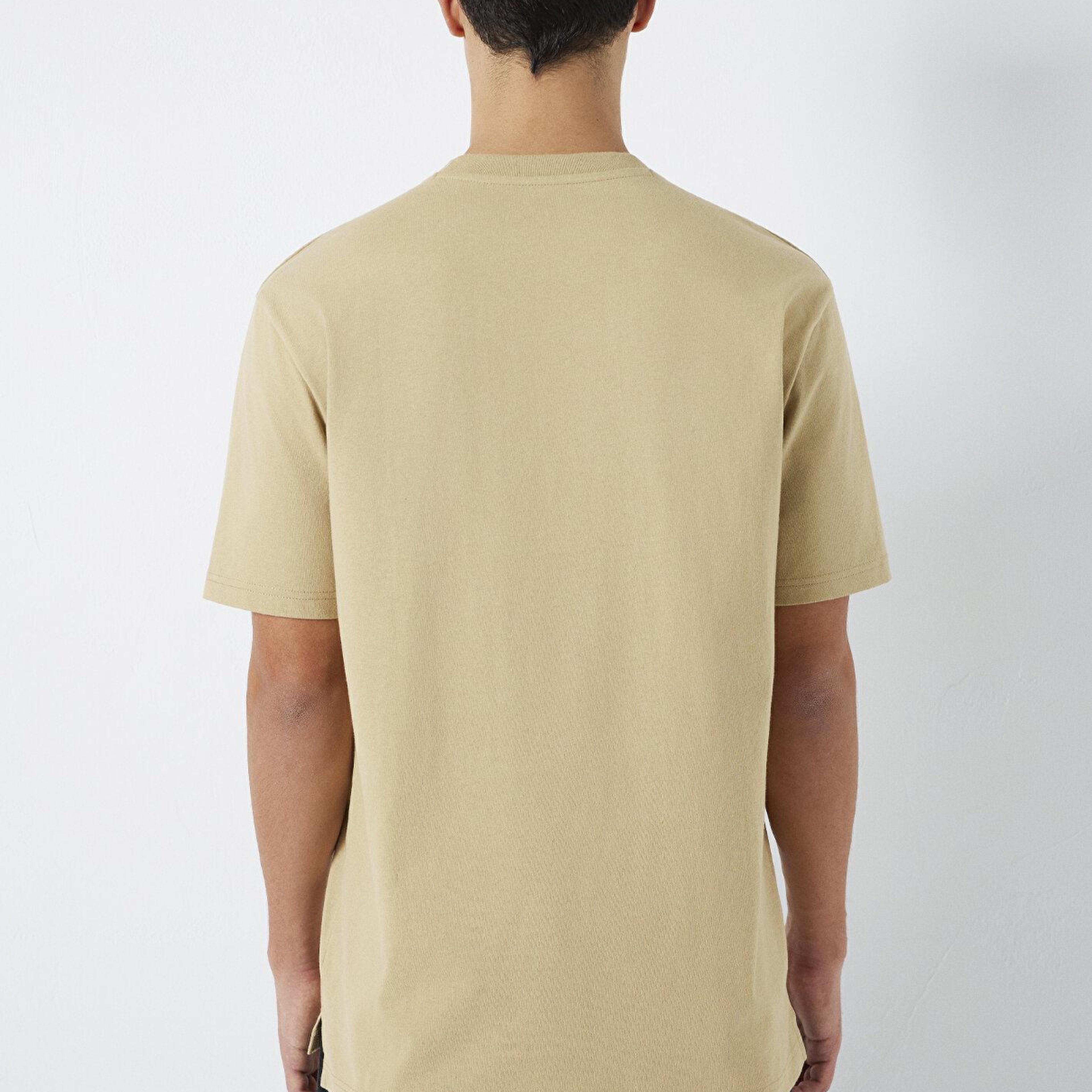 Mavi Cep Detaylı Bej Basic Tişört Loose Fit / Bol Rahat Kesim 066248-70204