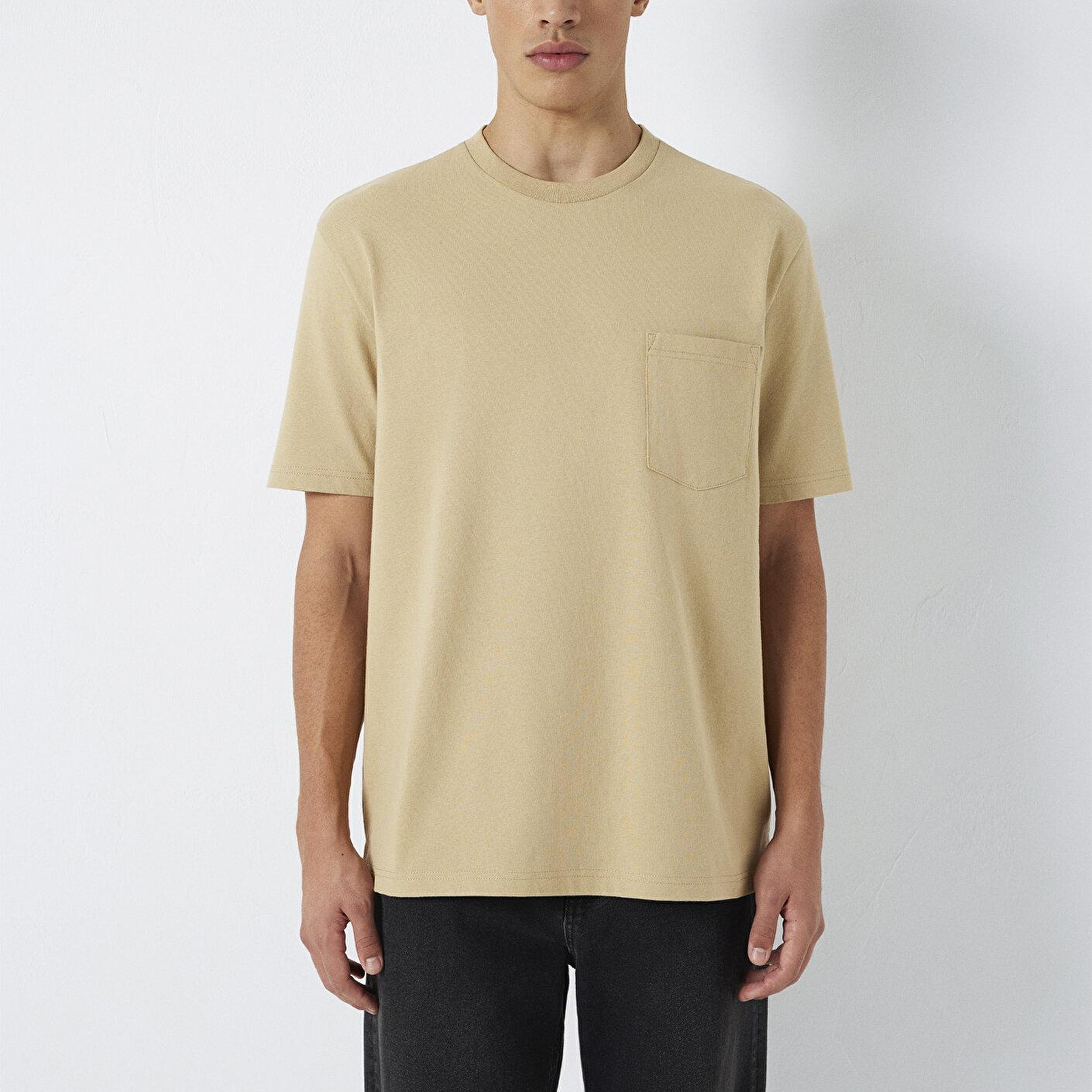 Mavi Cep Detaylı Bej Basic Tişört Loose Fit / Bol Rahat Kesim 066248-70204