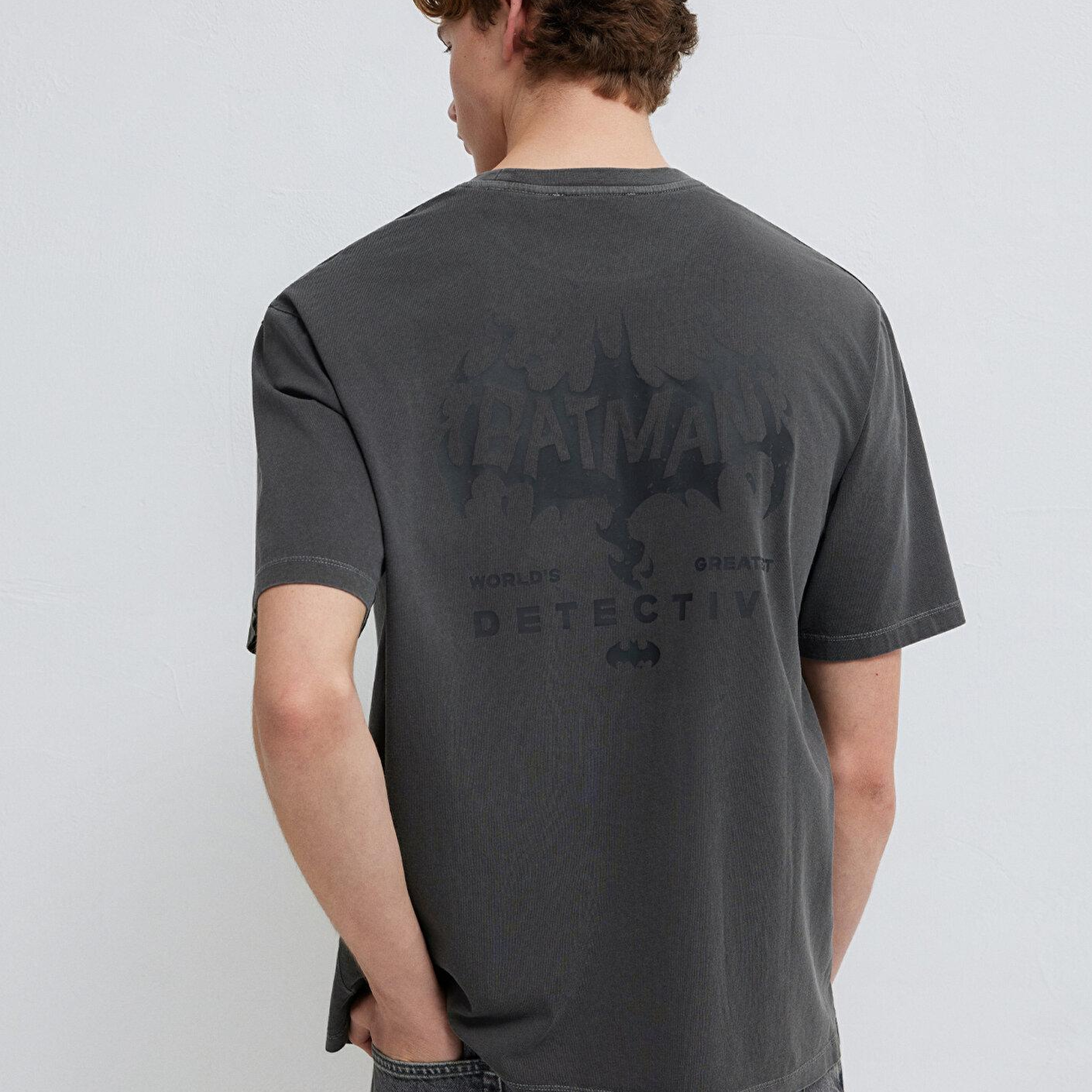 Mavi Batman Baskılı Antrasit Tişört Relaxed Fit / Rahat Kesim 0613203-900