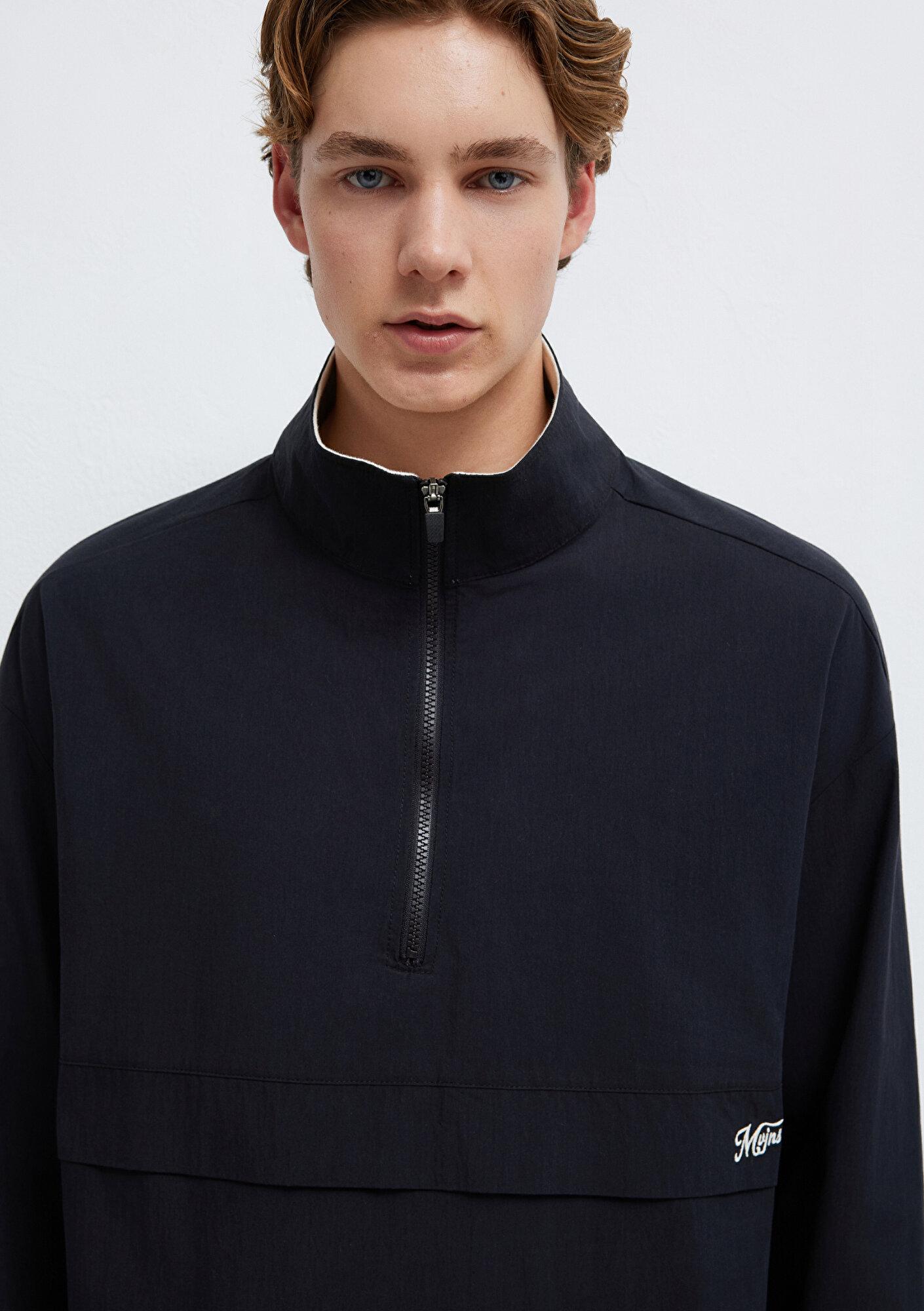 Mavi Yarı Fermuarlı Siyah Sweatshirt 0211890-900