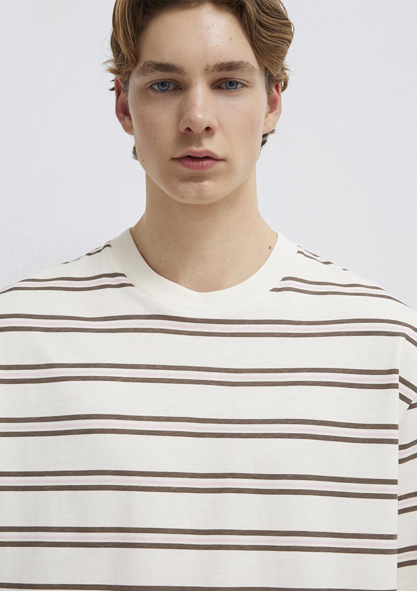 Mavi Kahverengi Çizgili Ekru Tişört Relaxed Fit / Rahat Kesim 0613175-70056
