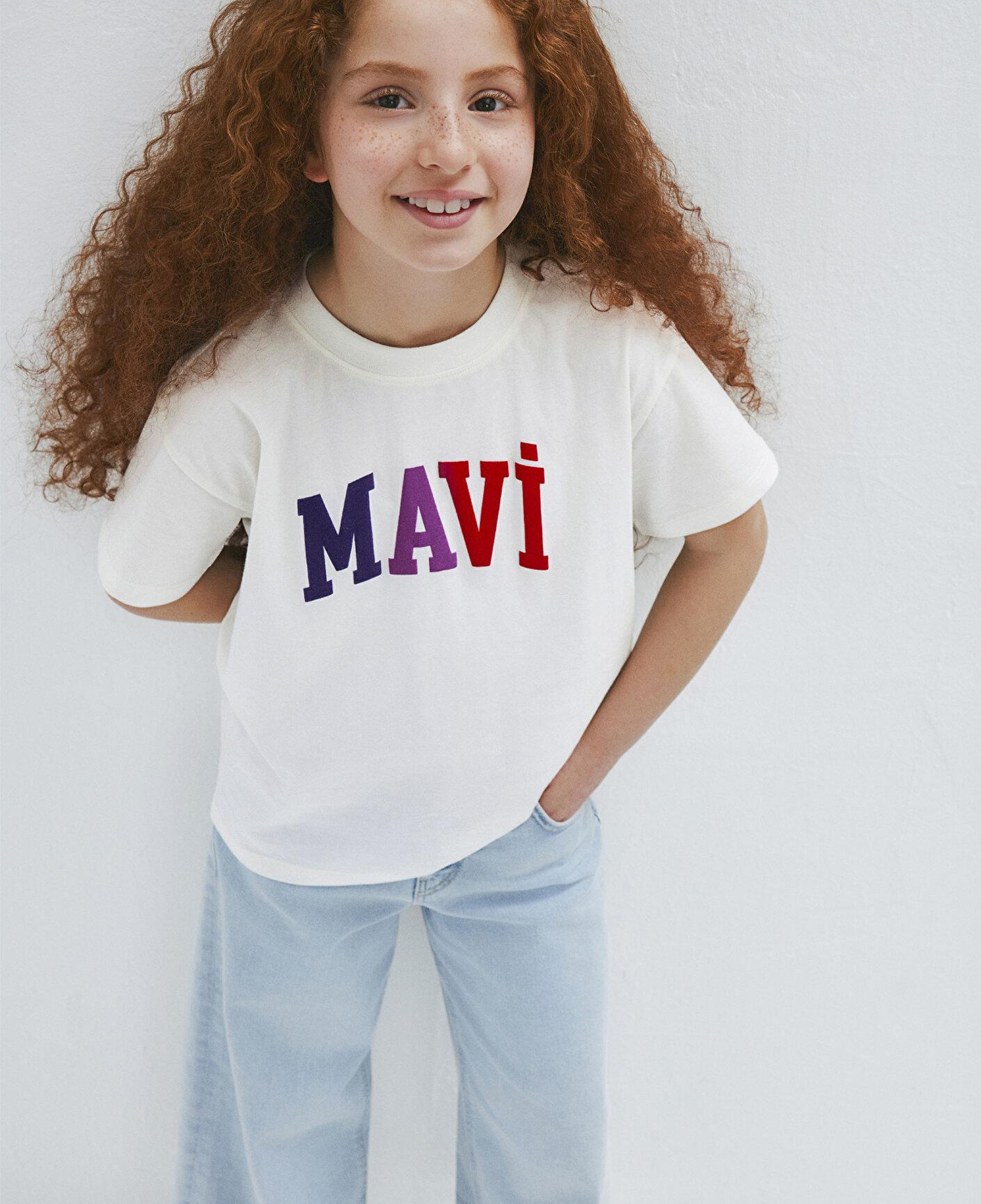 Mavi Mavi Logo Baskılı Ekru Tişört Loose Fit / Bol Rahat Kesim 7610425-70057