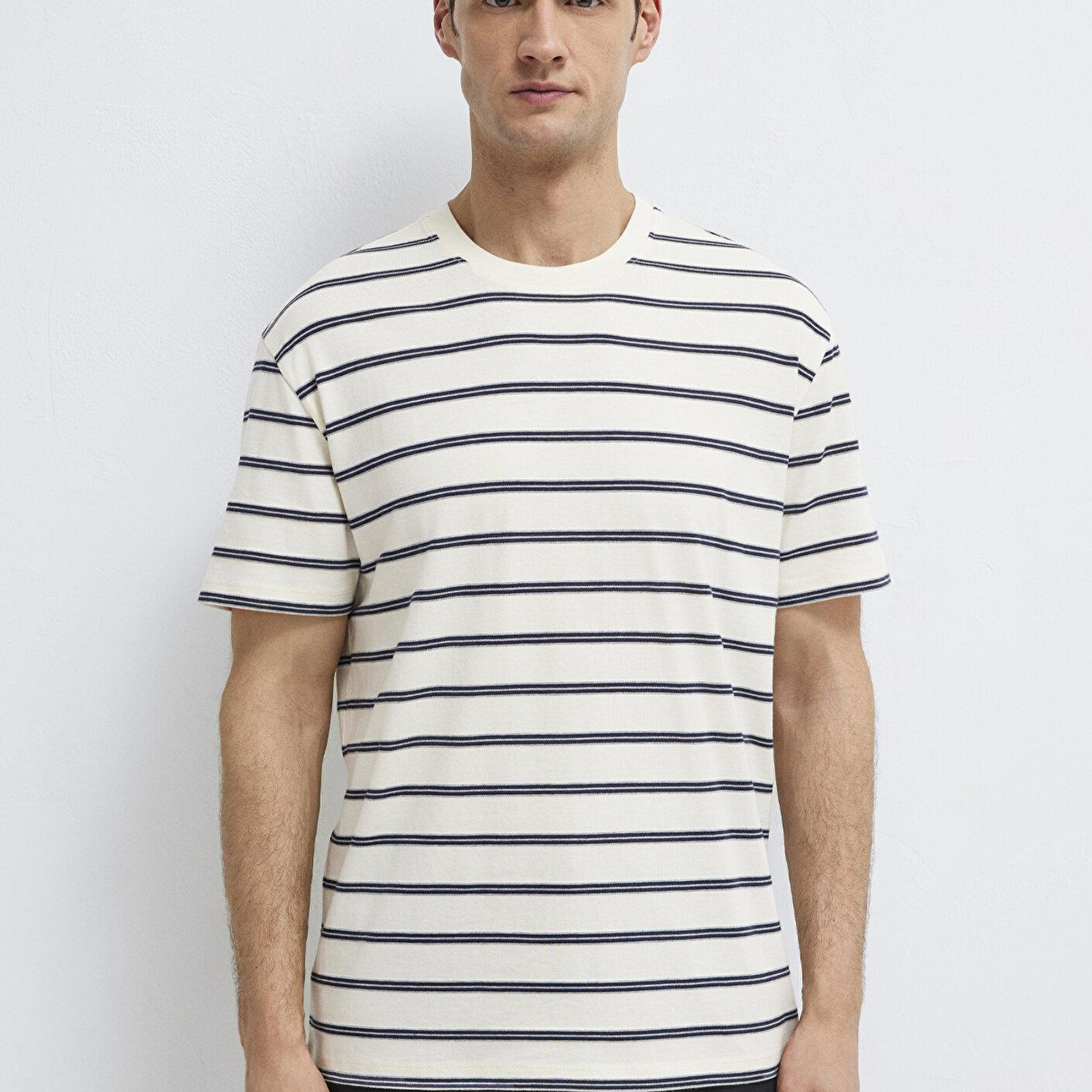 Mavi Çizgili Ekru Tişört Loose Fit / Bol Rahat Kesim 0613138-70057