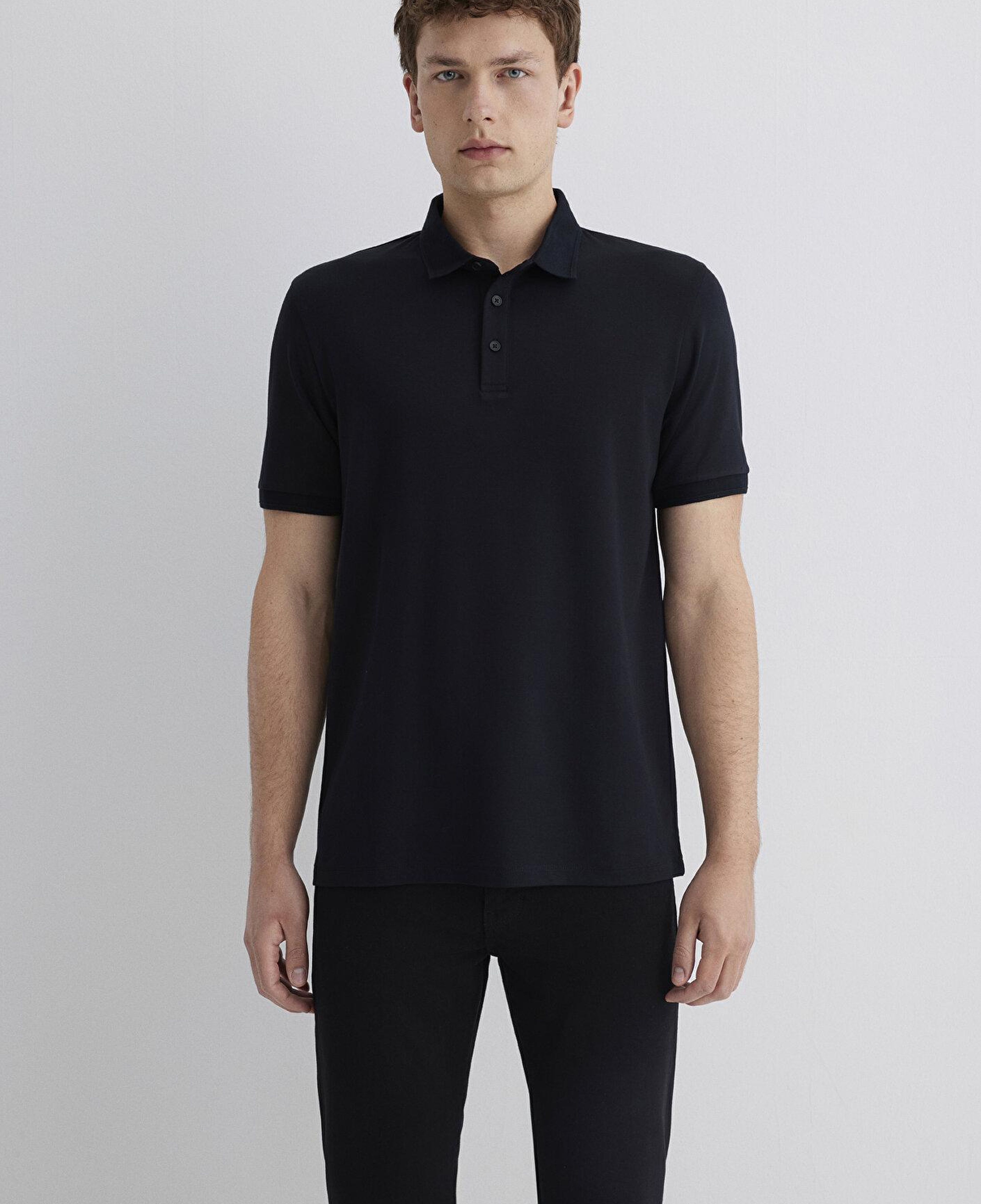 Mavi Soft-Premium Siyah Polo Tişört Slim Fit / Dar Kesim 0613006-900