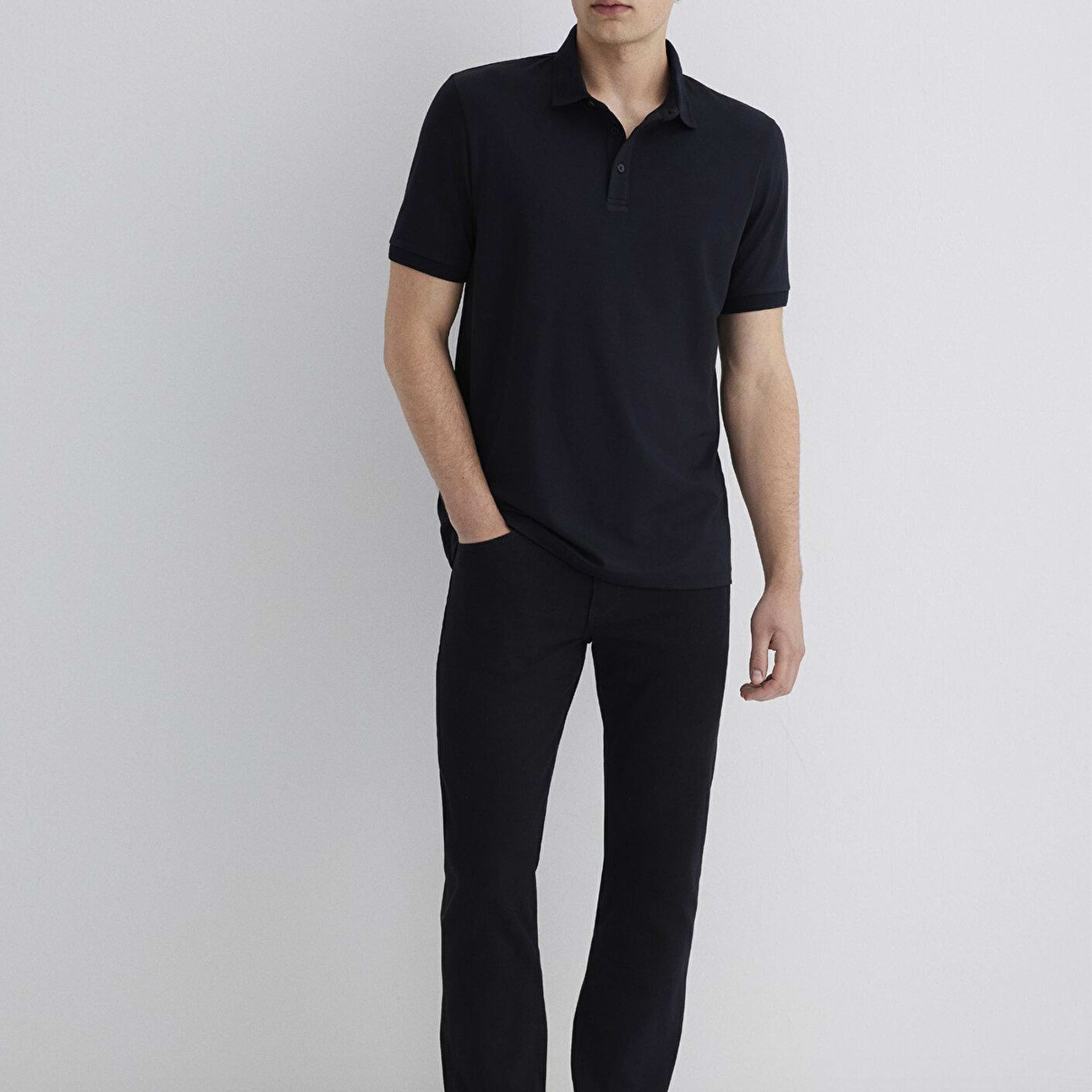 Mavi Soft-Premium Siyah Polo Tişört Slim Fit / Dar Kesim 0613006-900