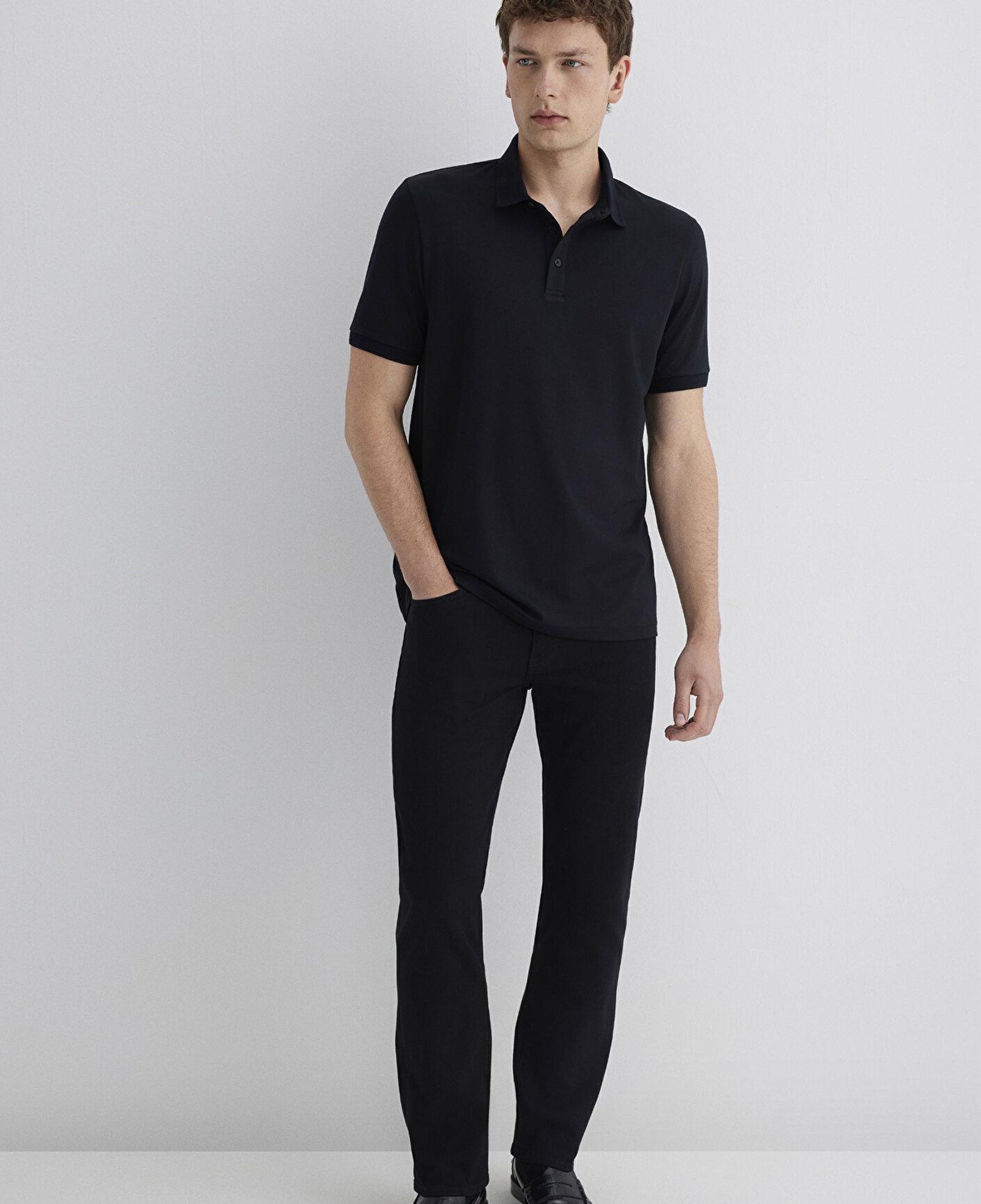 Mavi Soft-Premium Siyah Polo Tişört Slim Fit / Dar Kesim 0613006-900