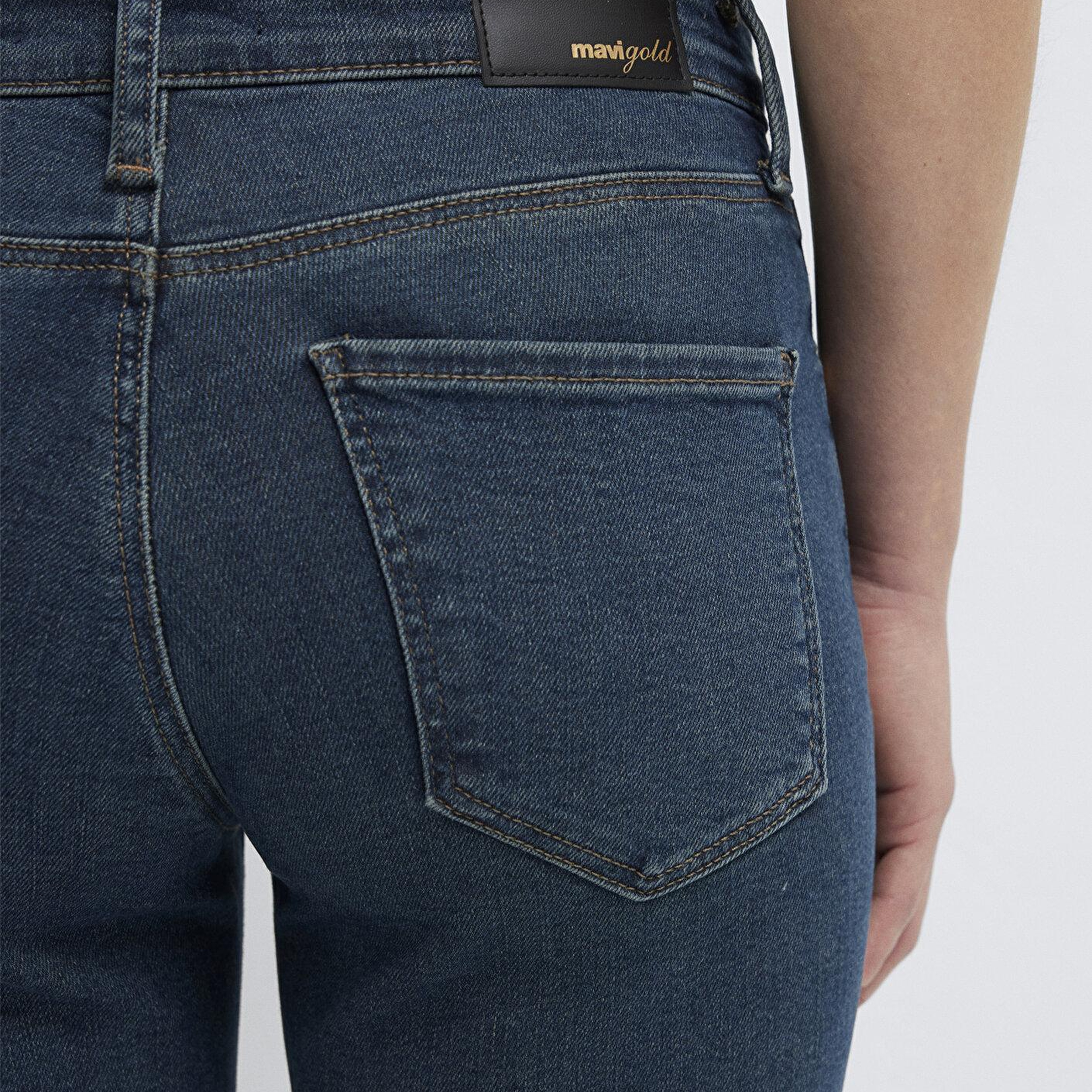 Mavi Mona Gold Premium Gölgeli Koyu Mavi Jean Pantolon 1049790530