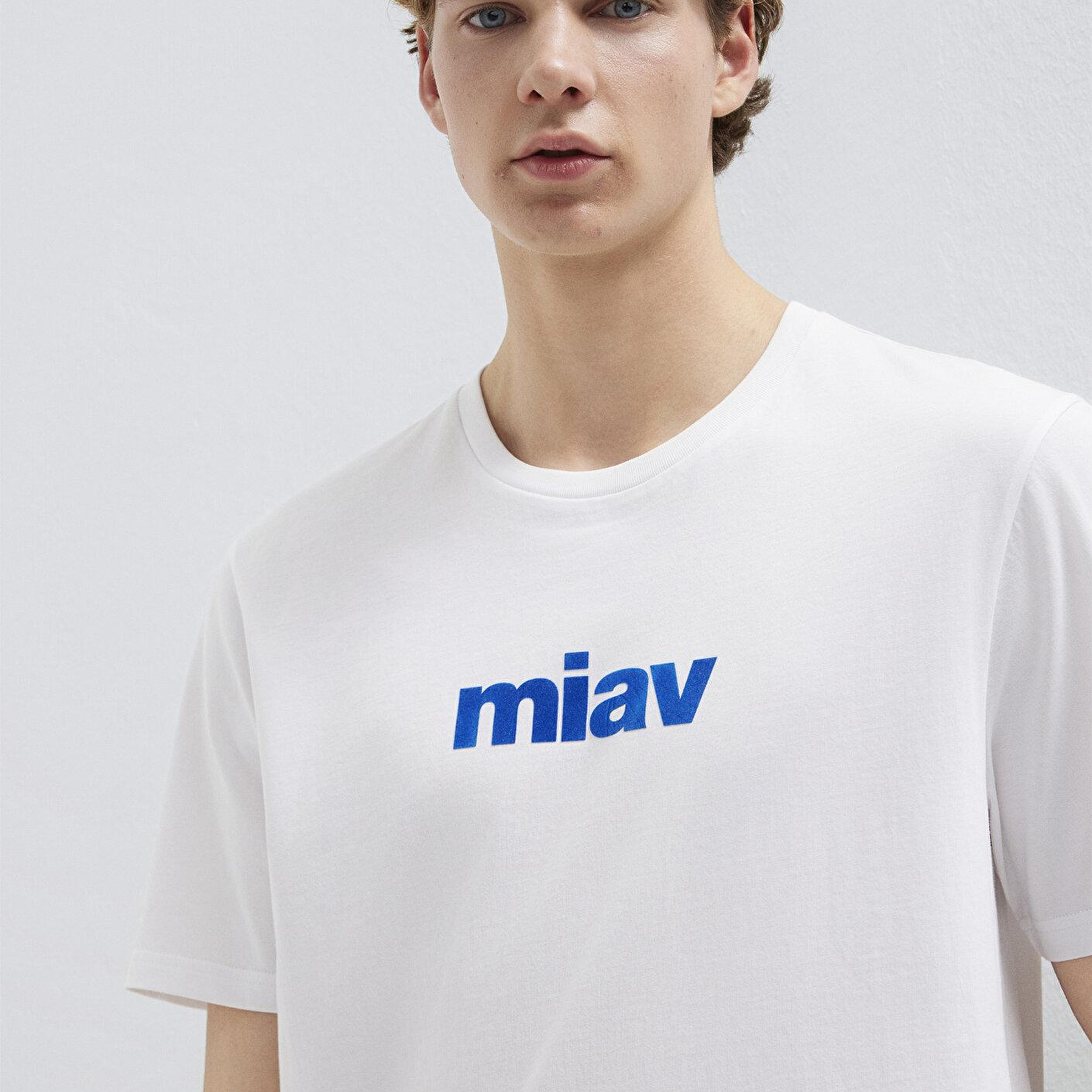 Mavi Miav Baskılı Beyaz Tişört Regular Fit / Normal Kesim 067153-620