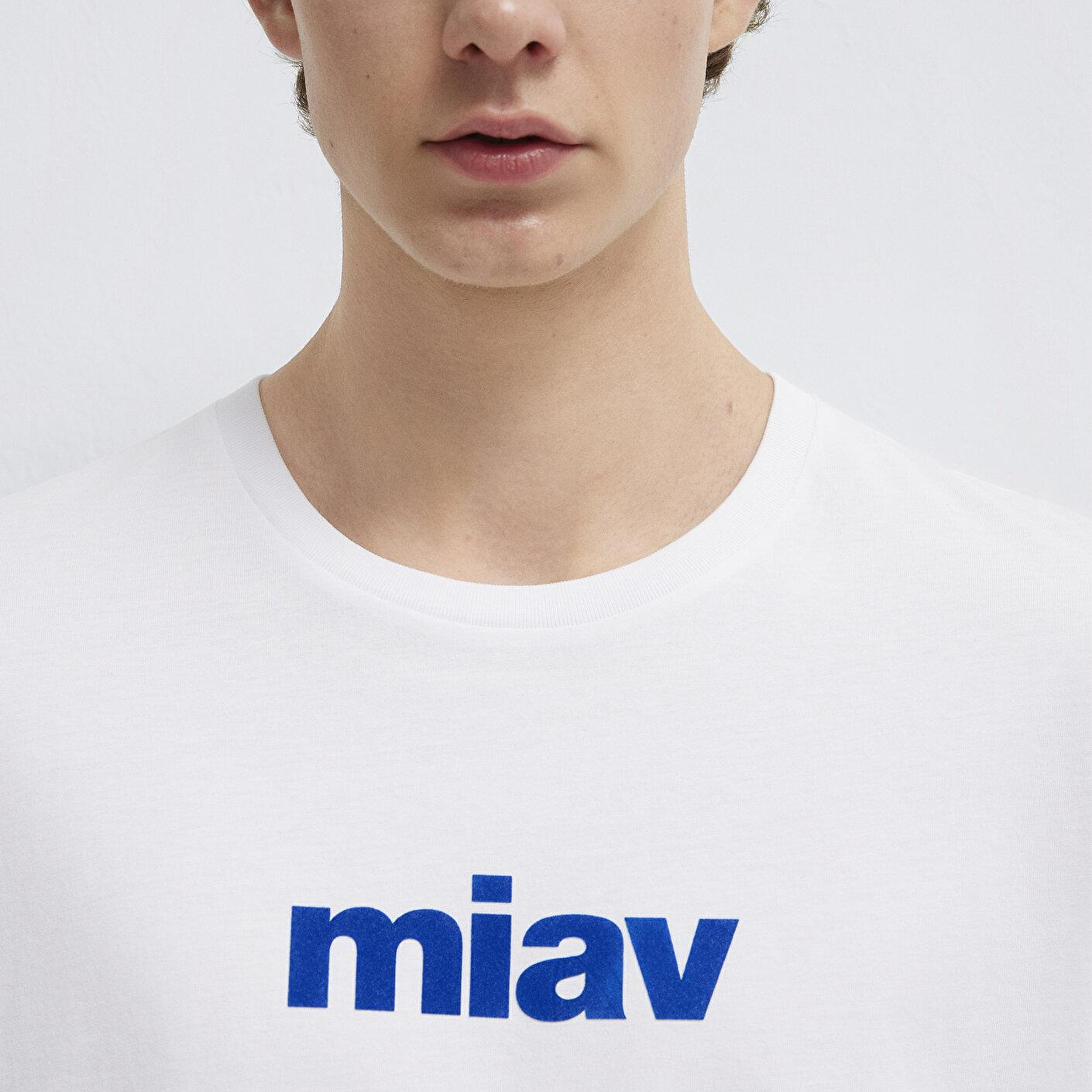 Mavi Miav Baskılı Beyaz Tişört Regular Fit / Normal Kesim 067153-620