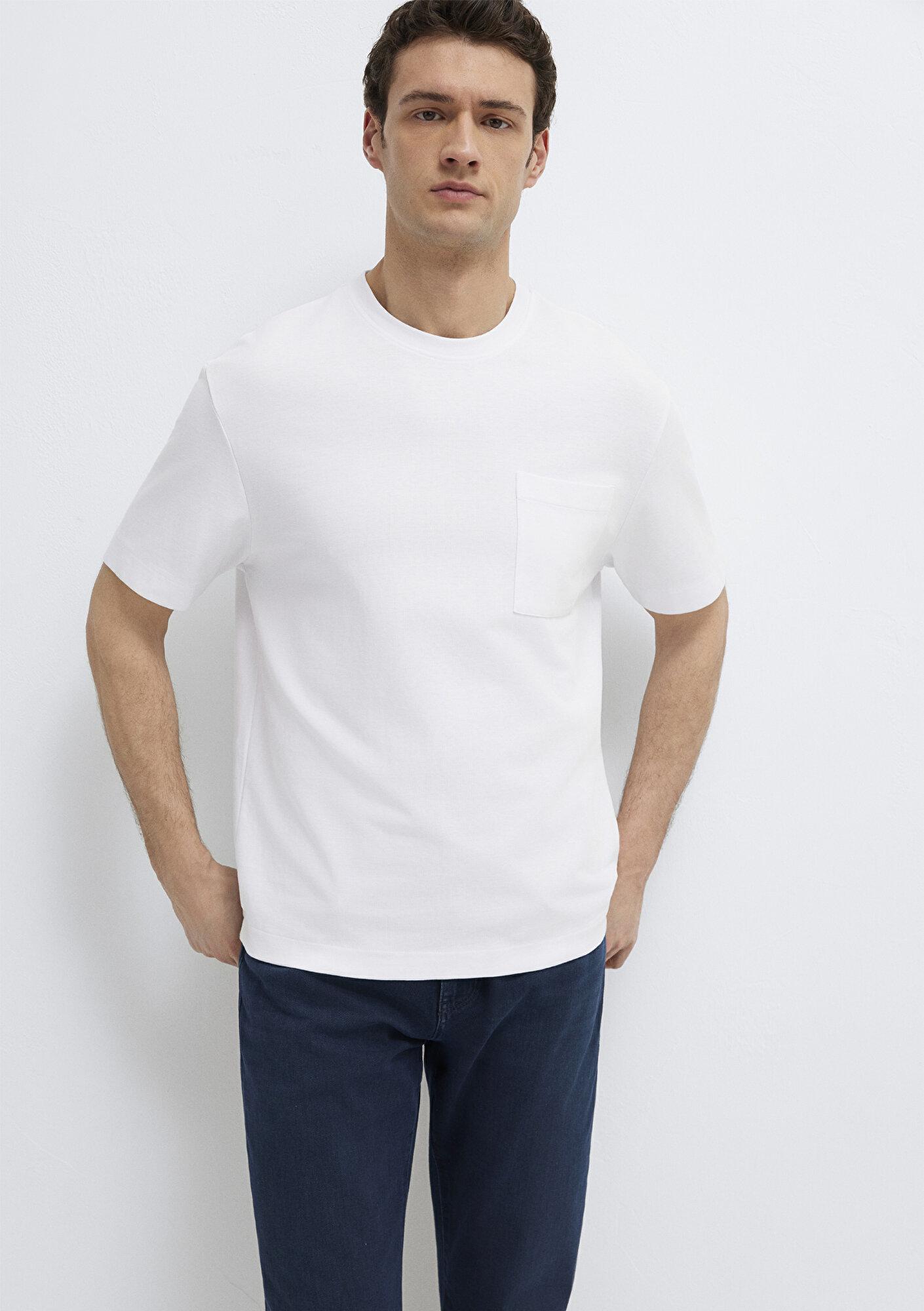Mavi Cepli Beyaz Basic Tişört Loose Fit / Bol Rahat Kesim 0613339-620