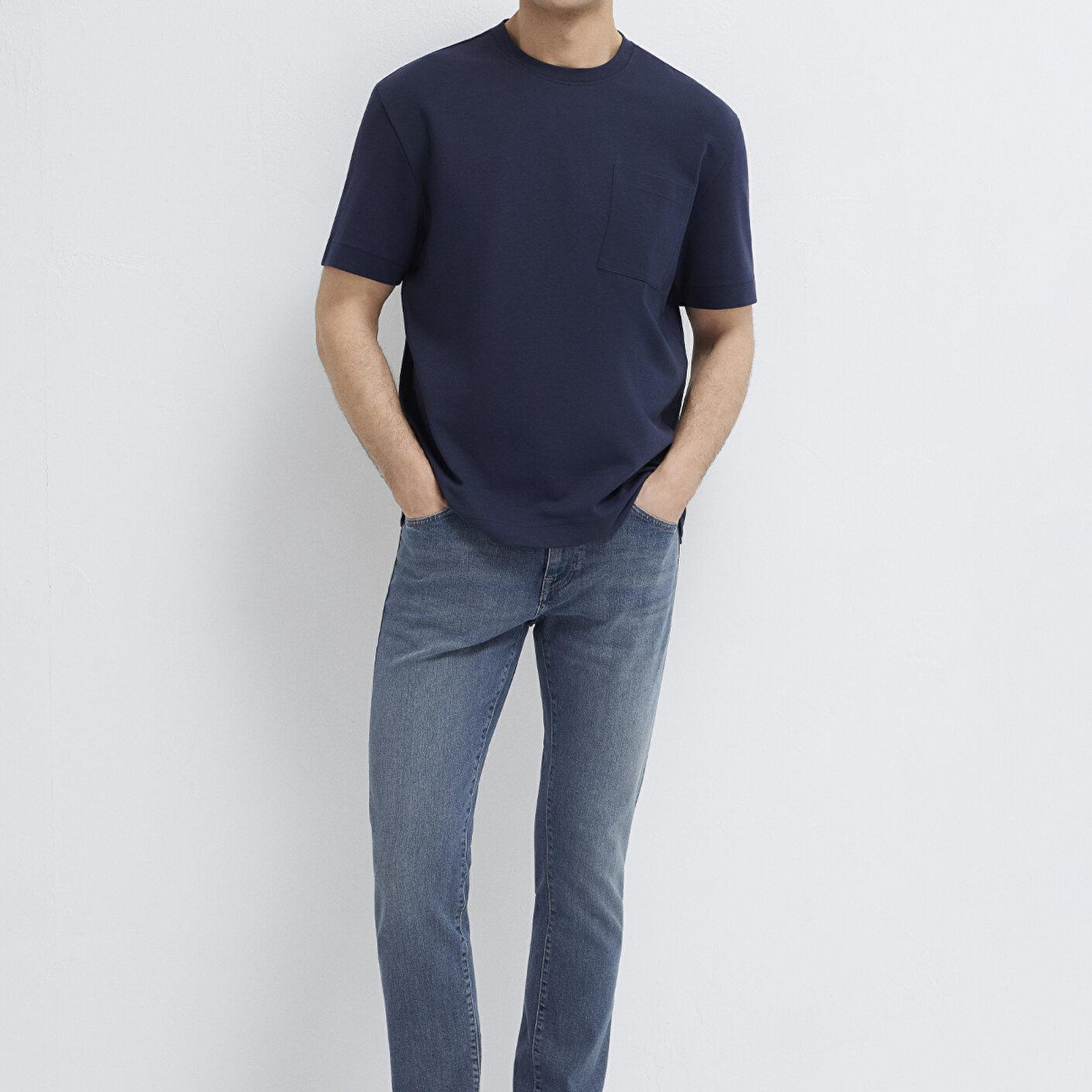 Mavi Cepli Lacivert Basic Tişört Loose Fit / Bol Rahat Kesim 0613339-86623