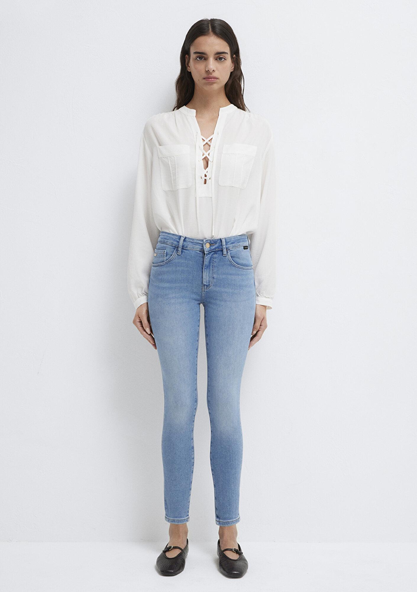 Mavi Tess Açık Mavi Gold Premium Jean Pantolon 100328-A1550