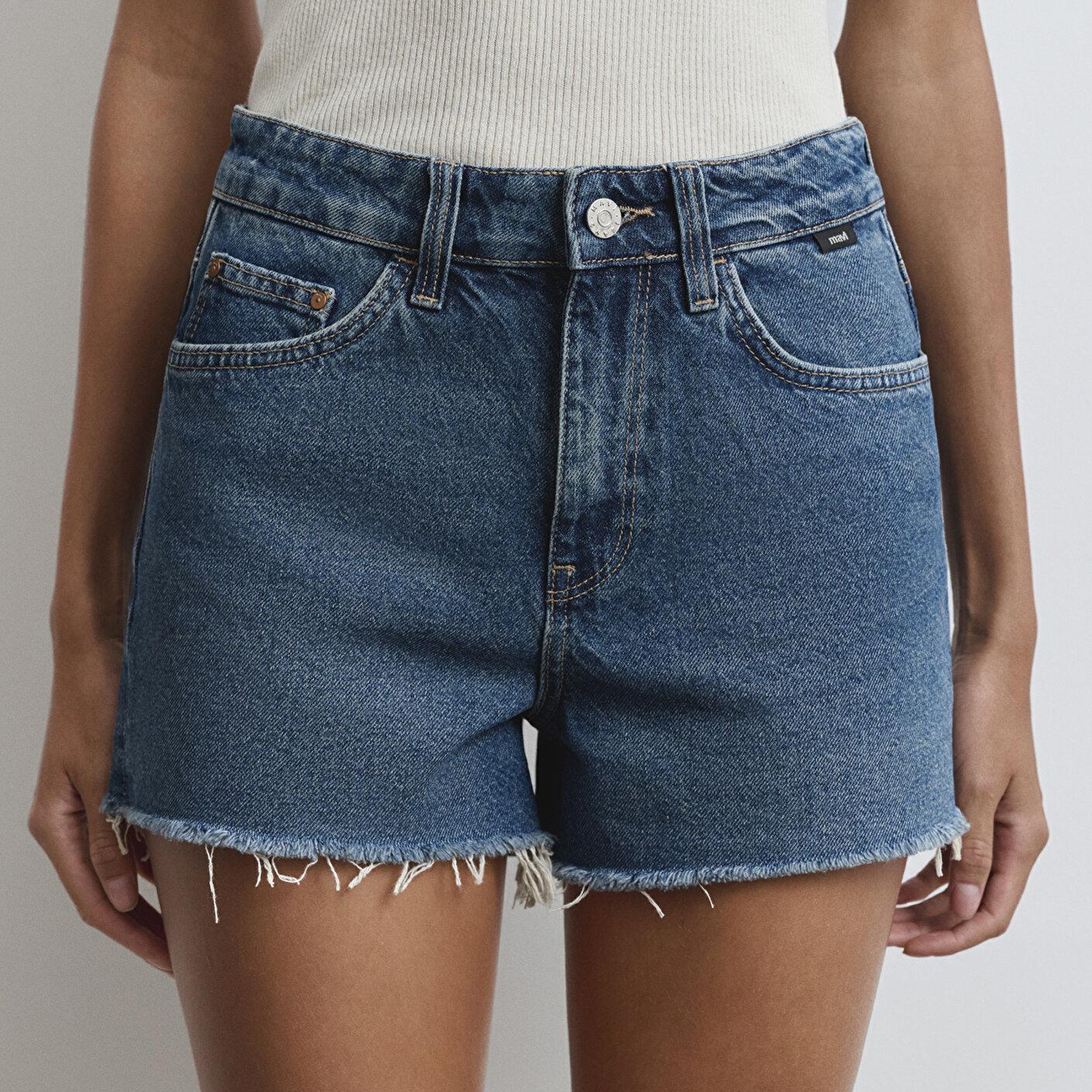 Mavi Cherry 90lar Puslu Koyu Mavi Jean Şort 1410022-89732