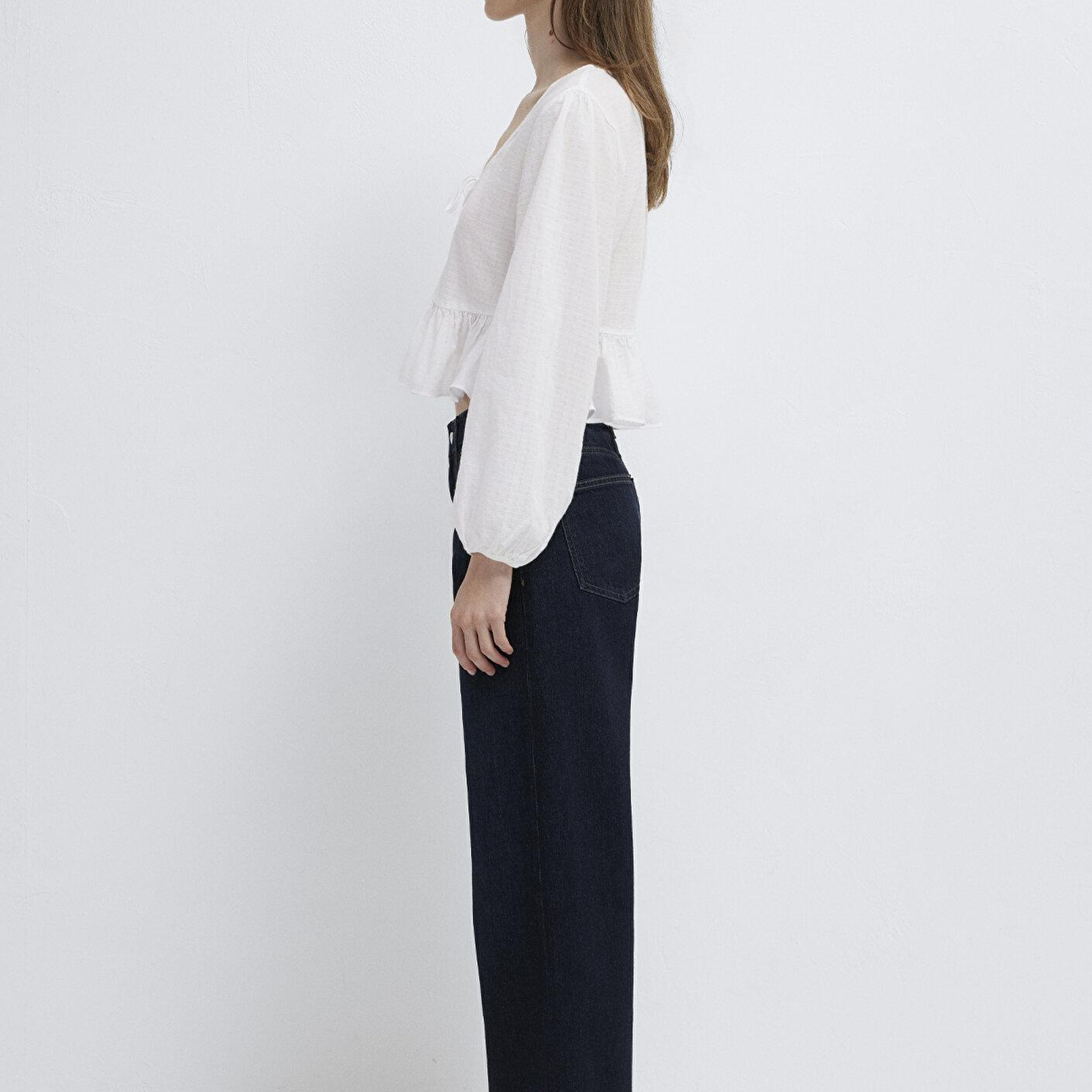 Mavi Etek Detaylı Bağcıklı Ekru Bluz 1211473-70057