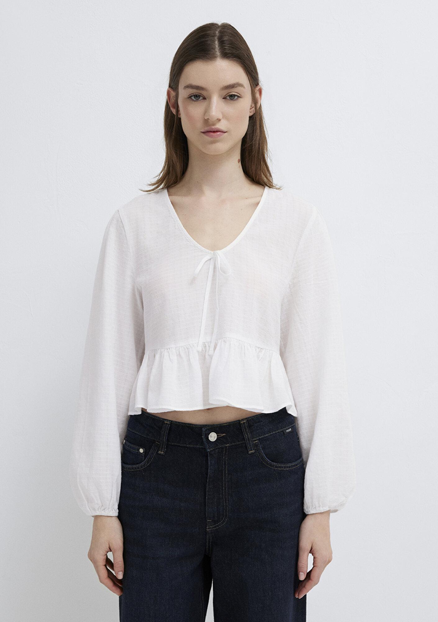 Mavi Etek Detaylı Bağcıklı Ekru Bluz 1211473-70057