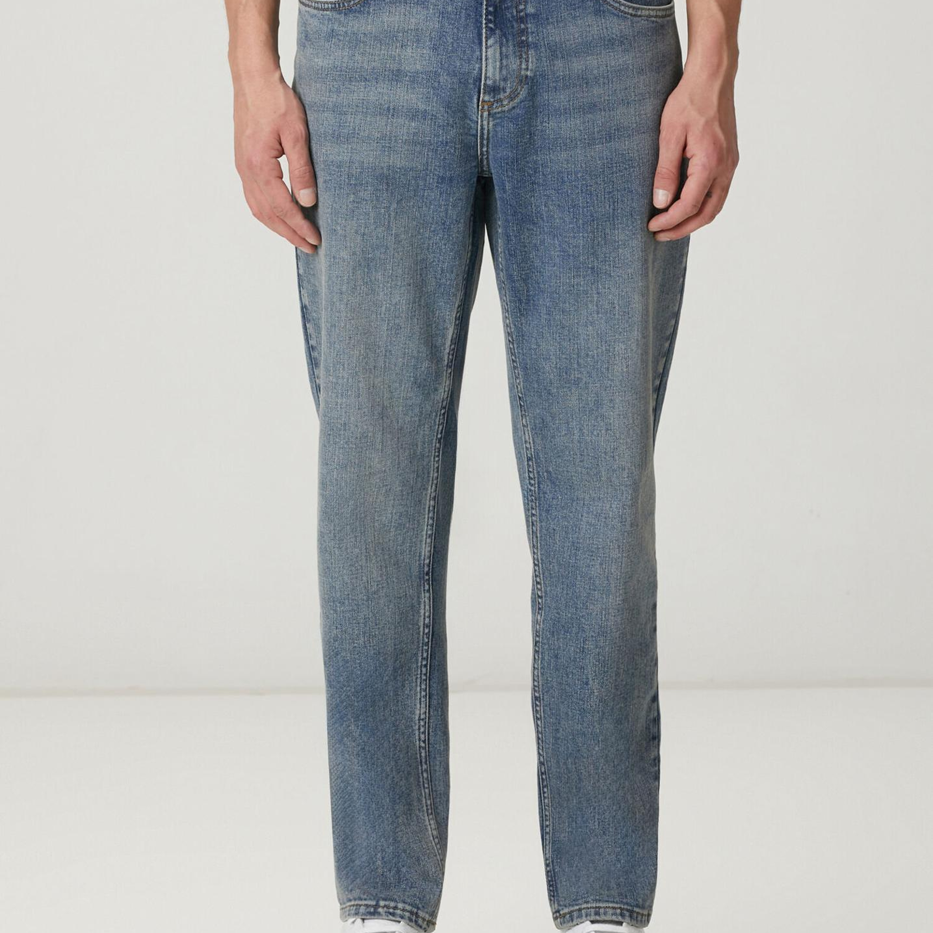 Beymen Club Erkek Mavi Yıkamalı Tapered Fit Jean Pantolon