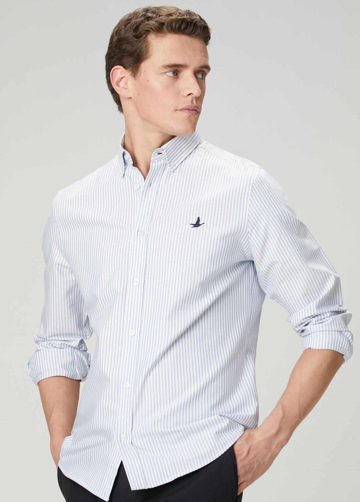 Beymen Club Erkek Comfort Fit Mavi Beyaz Çizgi Desenli Oxford Gömlek