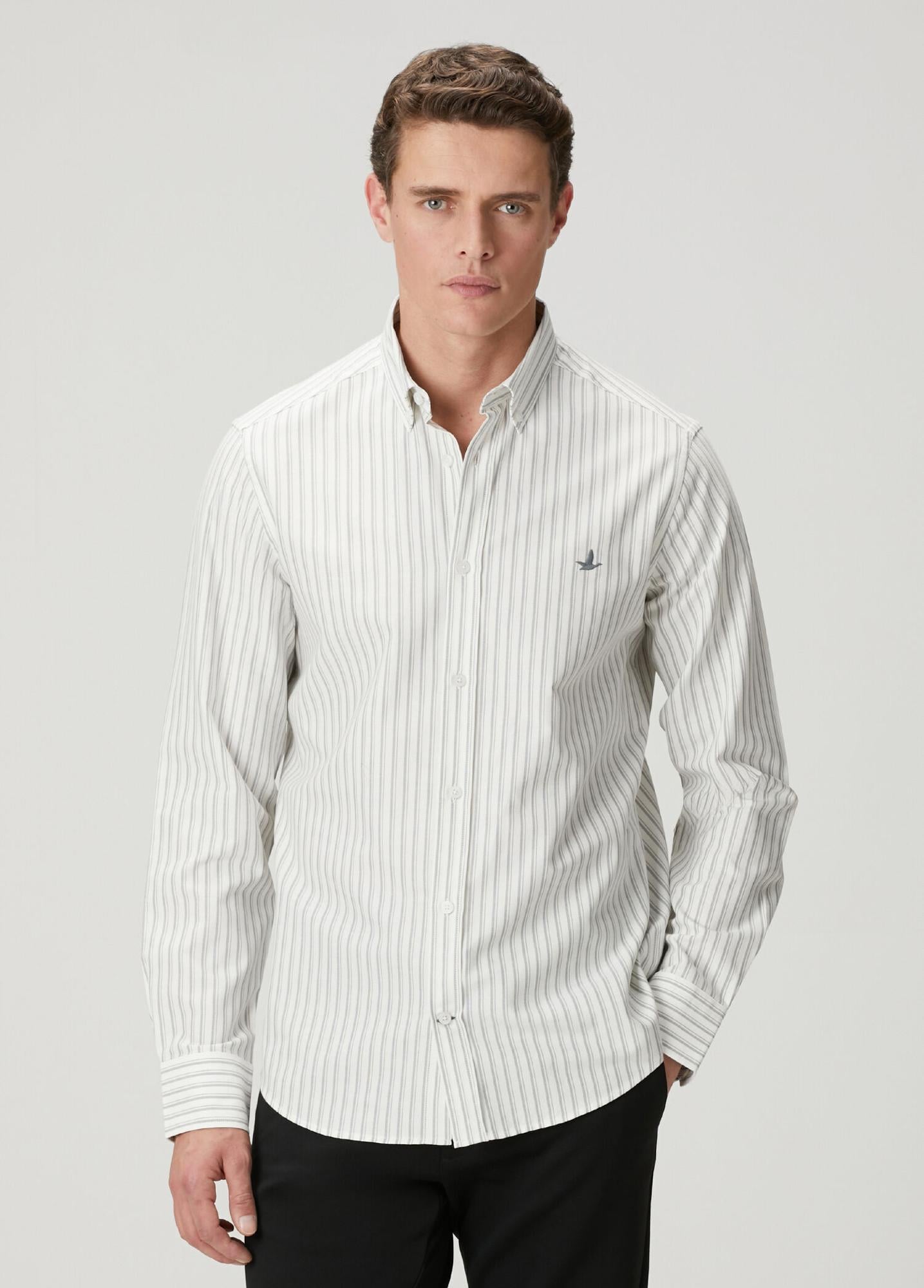 Beymen Club Erkek Comfort Fit Beyaz Gri Çizgi Desenli Oxford Gömlek
