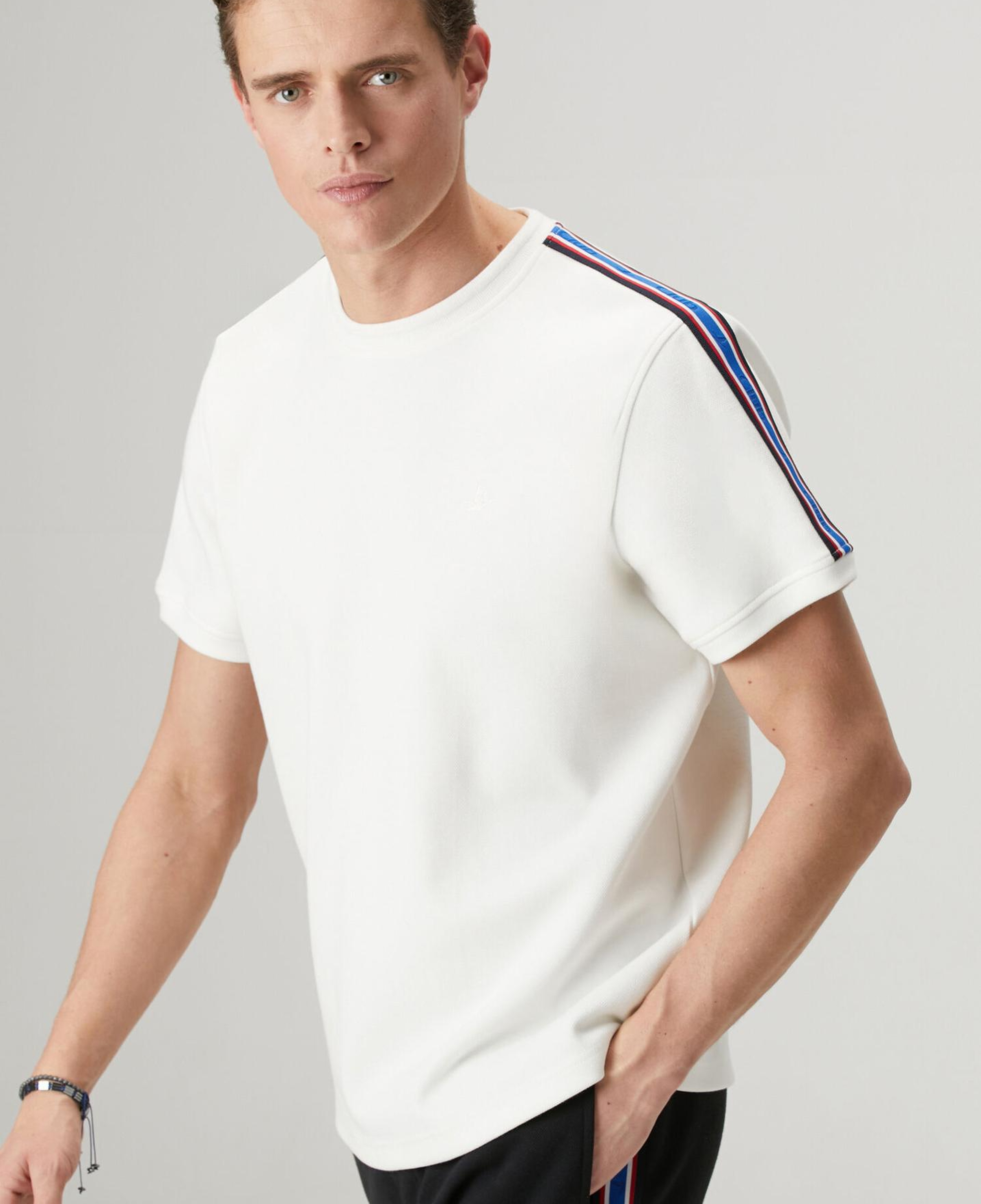 Beymen Club Erkek Kırık Beyaz Relax Fit Şerit Detaylı Pike T-shirt