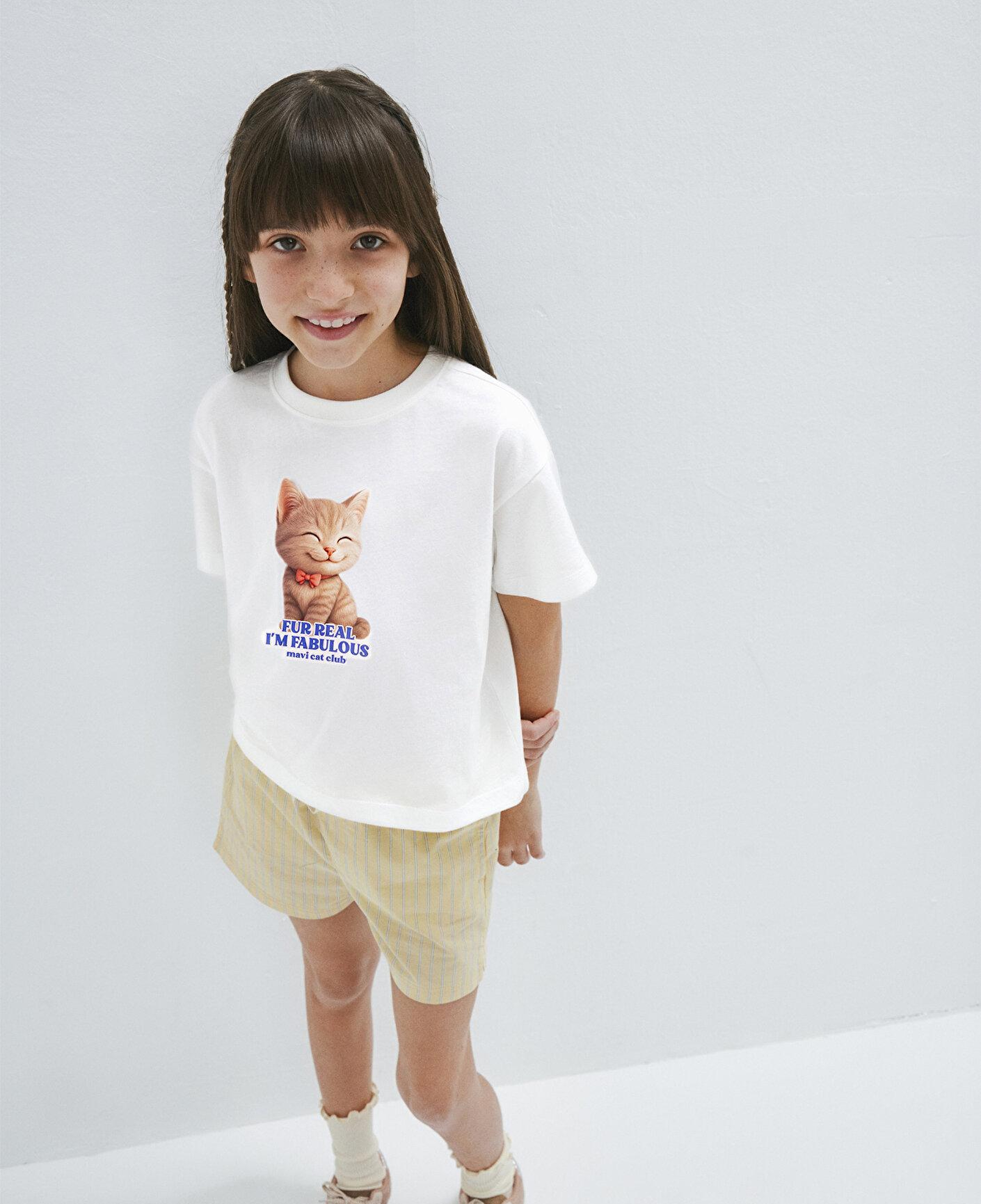 Mavi Kedi Baskılı Ekru Tişört Loose Fit / Bol Rahat Kesim 7610468-70057