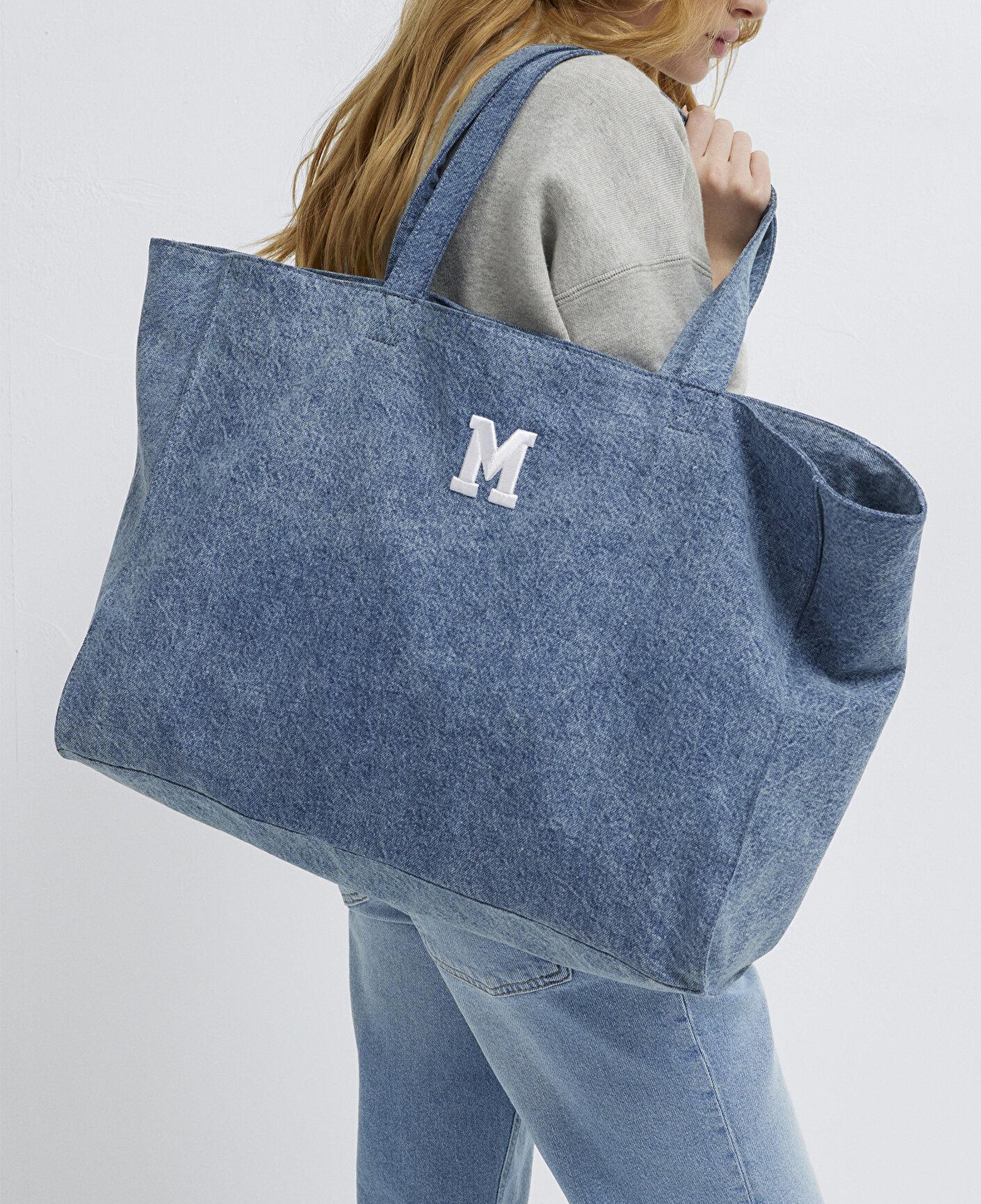 Mavi M Logo İşlemeli Denim Omuz Çantası 1913790-22189