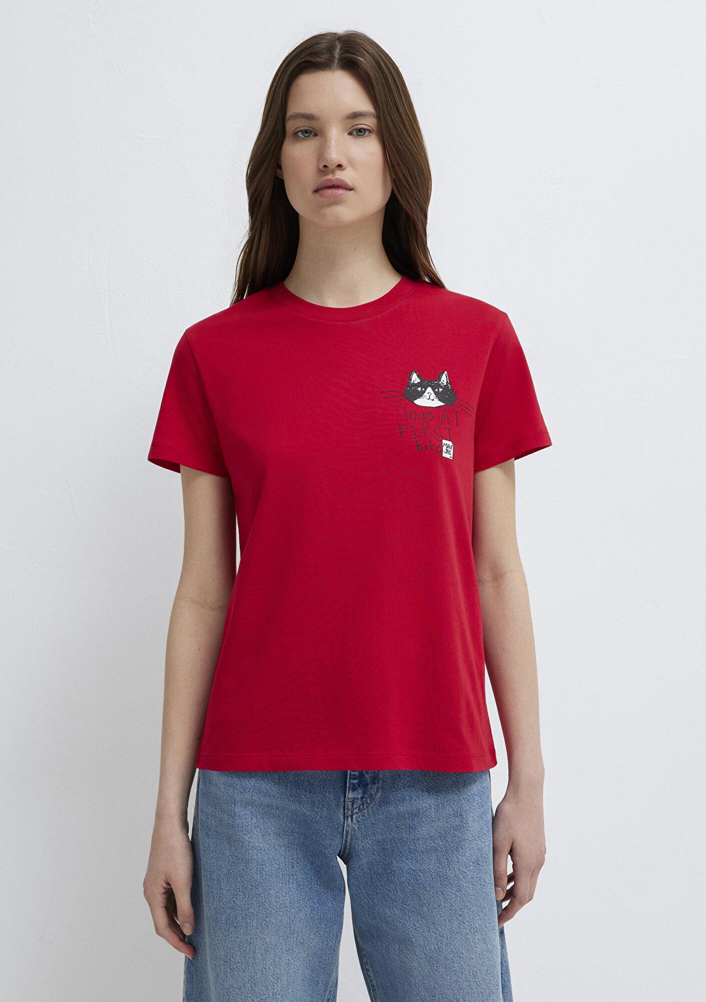 Mavi Kedi Baskılı Kırmızı Tişört Semi Slim Fit / Yarı Dar Kesim 1613723-70935