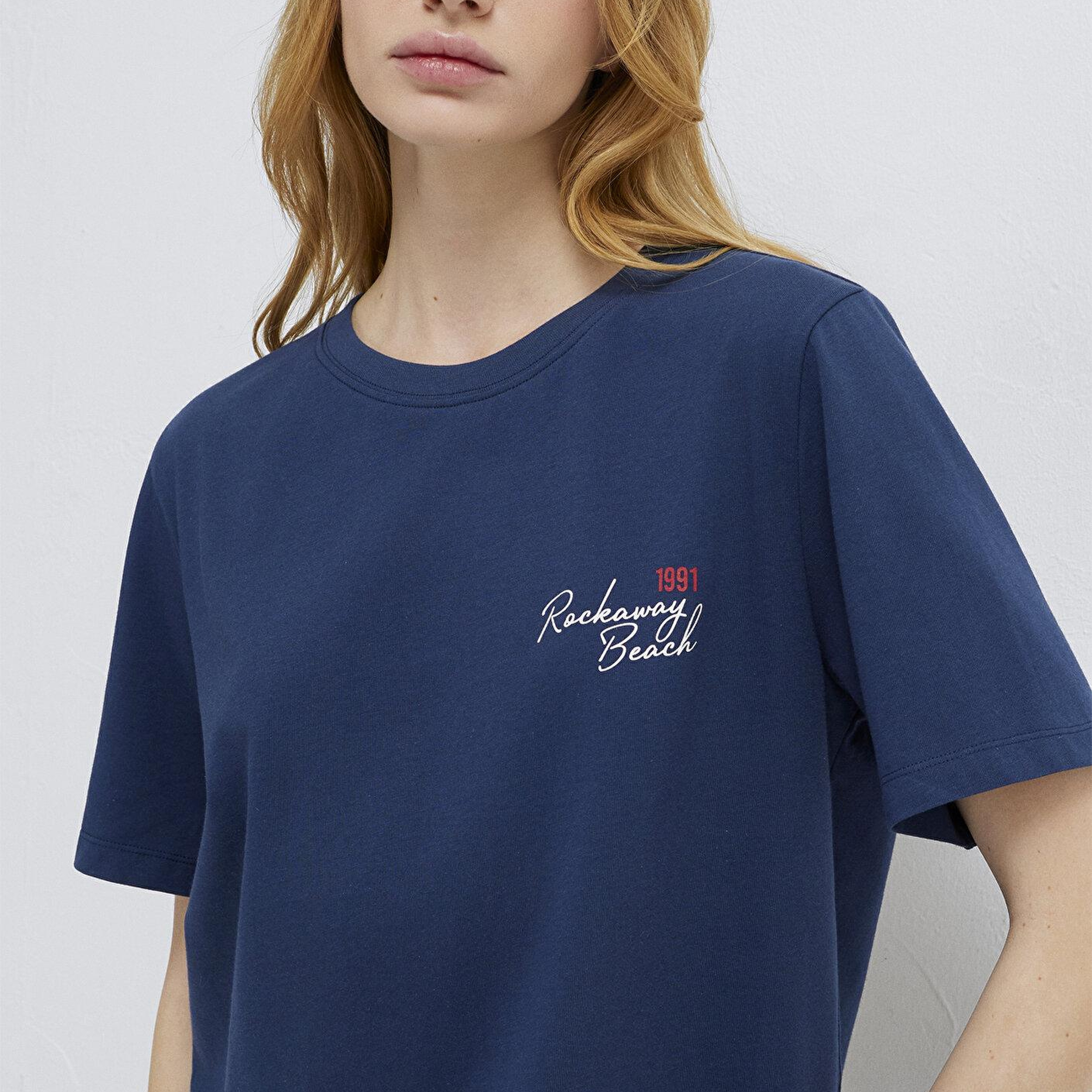 Mavi Newyork Baskılı lacivert Tişört Regular Fit / Normal Kesim 1613893-70487