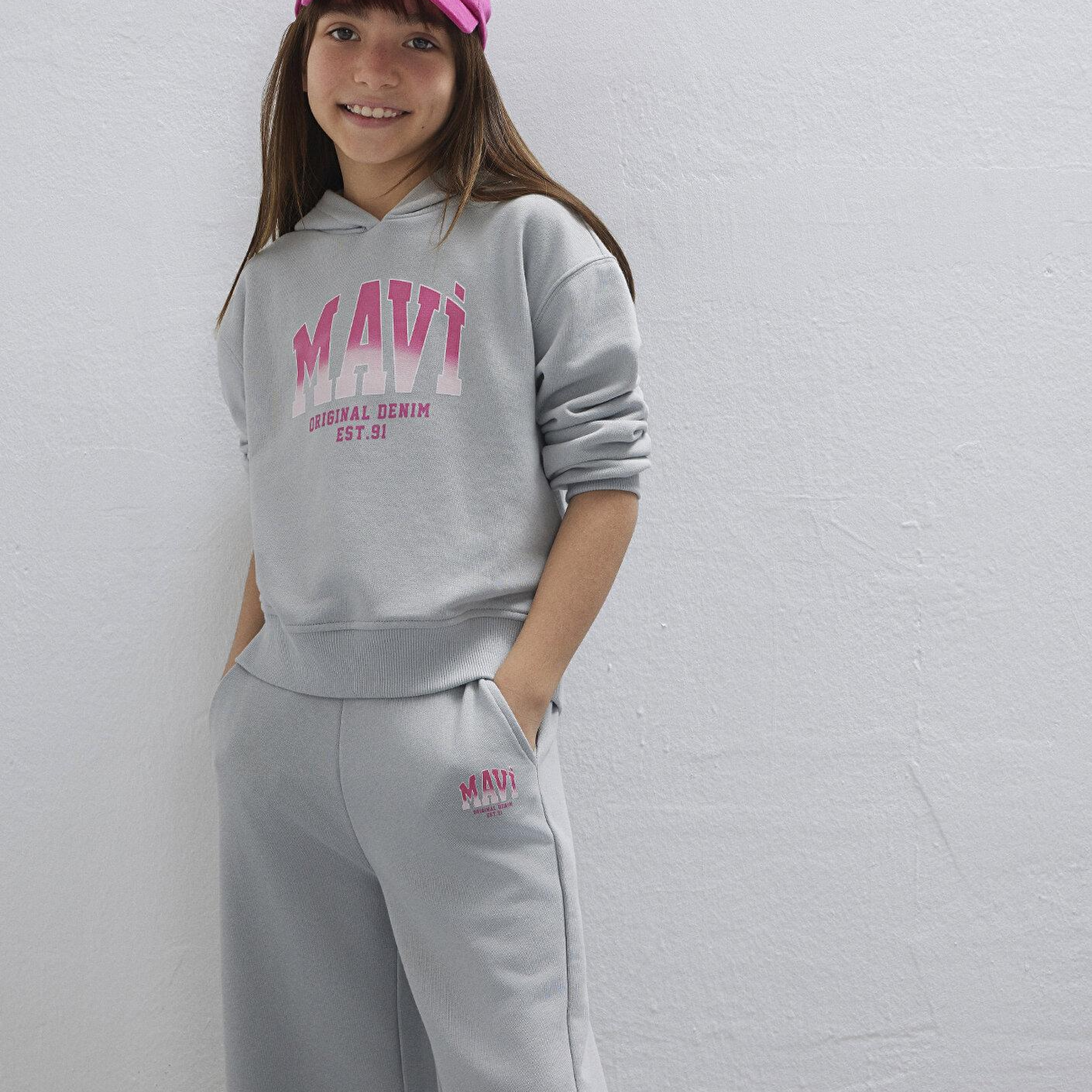 Mavi Mavi Logo Baskılı Kapüşonlu Gri Sweatshirt 7S10179-70075