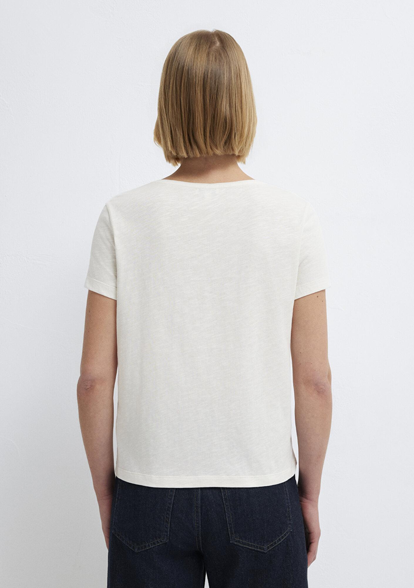 Mavi V Yaka Ekru Basic Tişört Slim Fit / Dar Kesim 1614176-80194