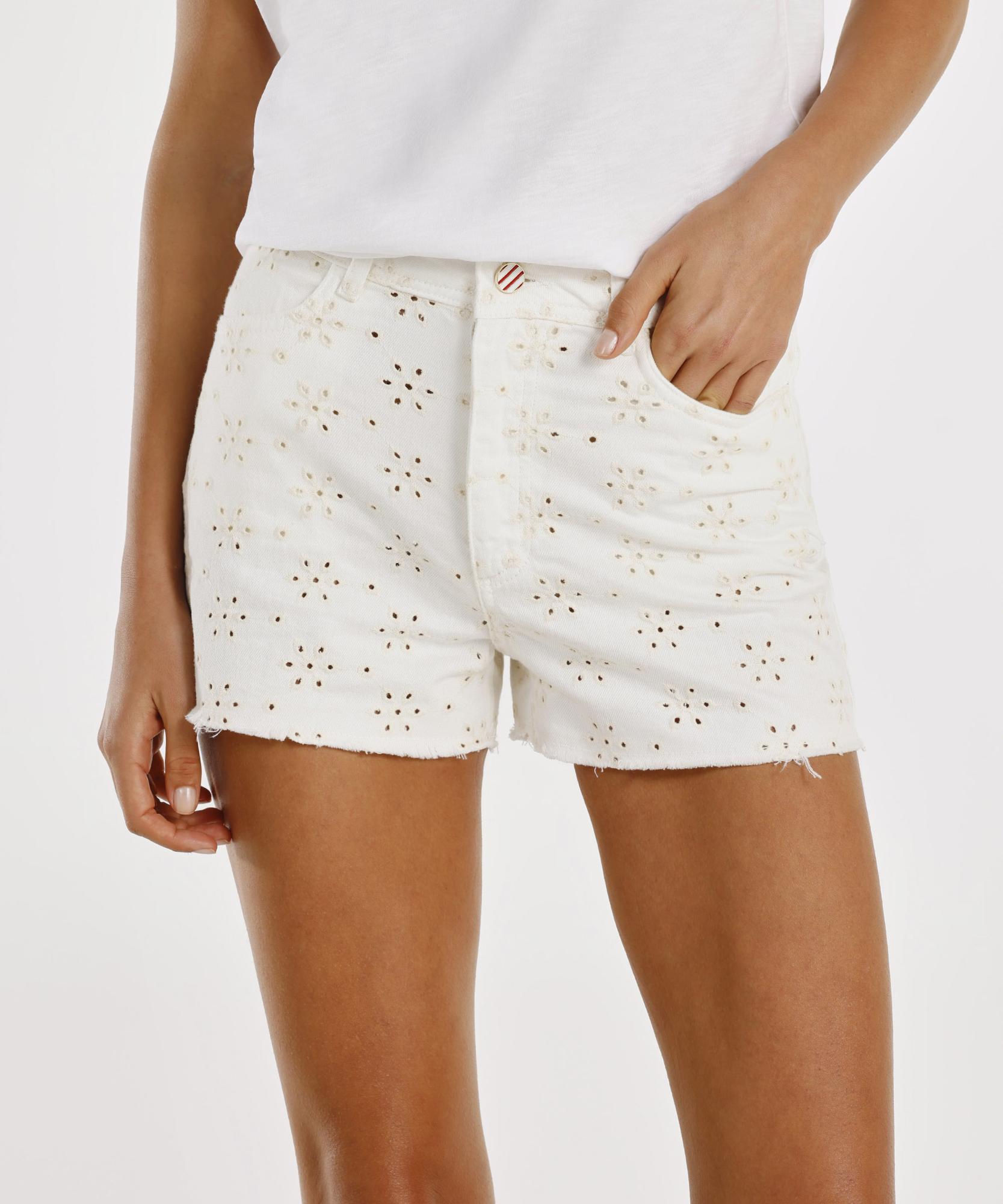 YARGICI Nakış Detaylı Denim Şort