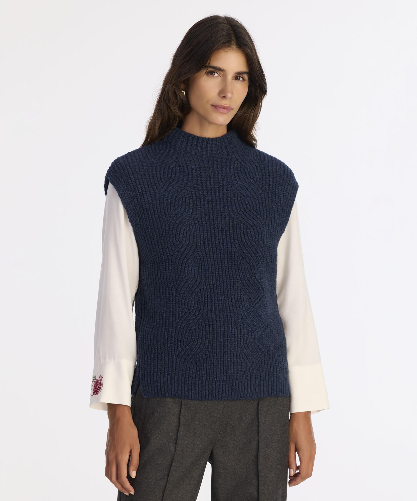 YARGICI Regular Yarım Balıkçı Yaka Kolsuz Kol Kazak