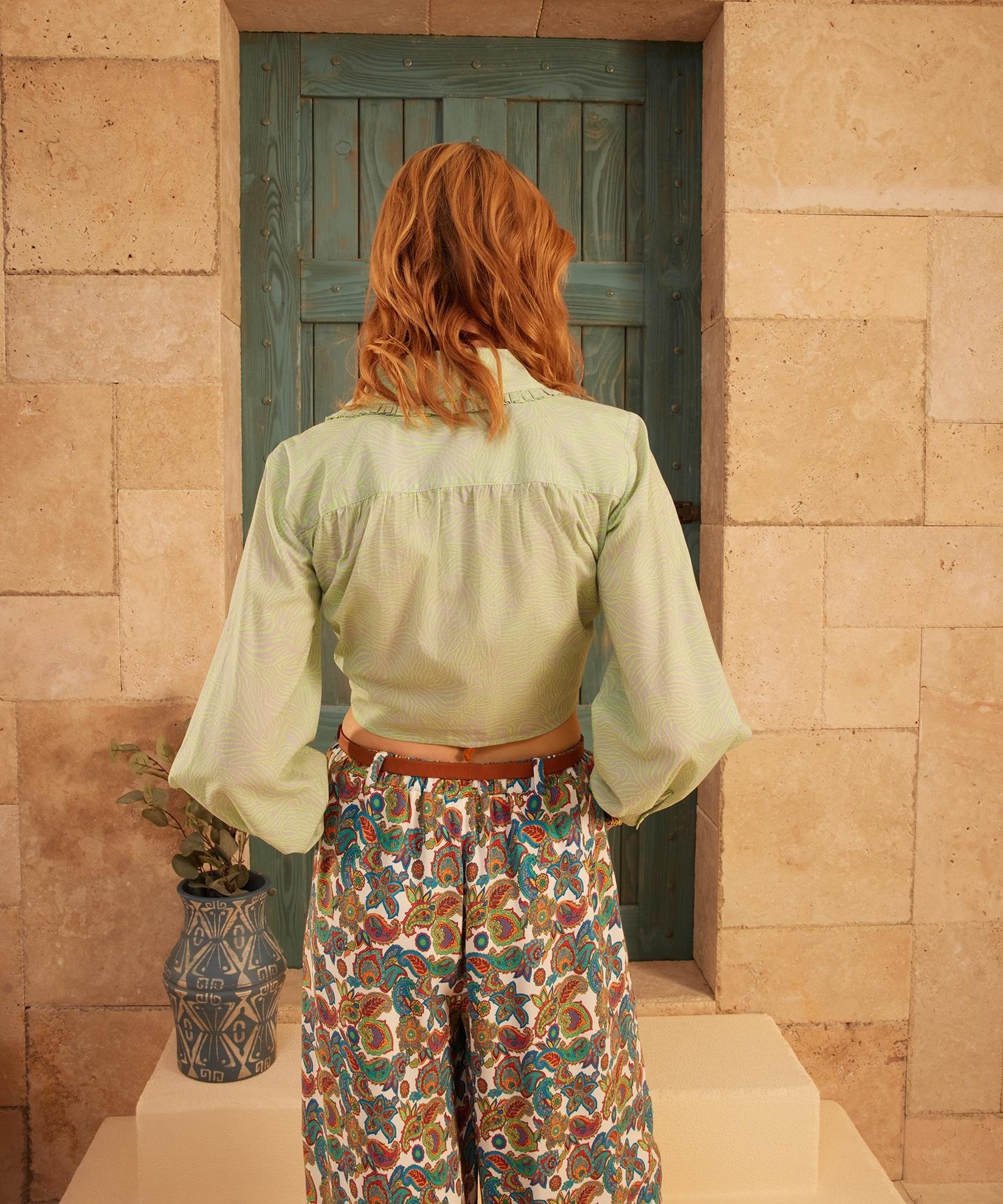 YARGICI Ön Beden Detaylı Bluz